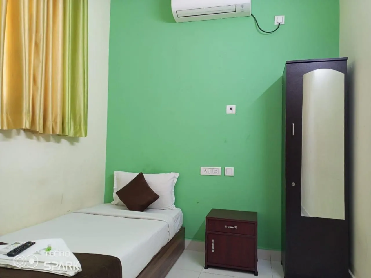 Single Room - single occupancy in Green Tree Hotel-Near VFS Global and Ramee Mall