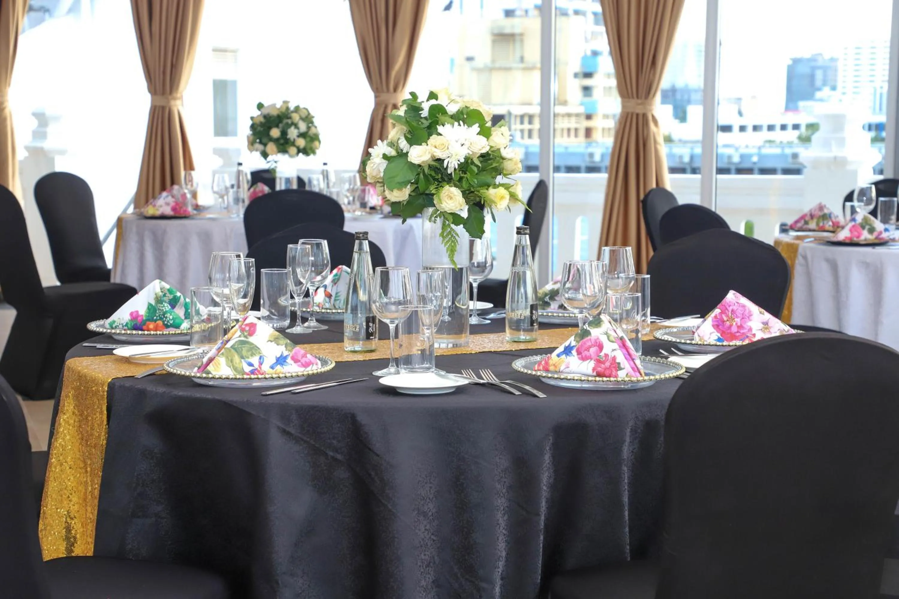 Banquet/Function facilities in Sentrim Castle Royal Hotel