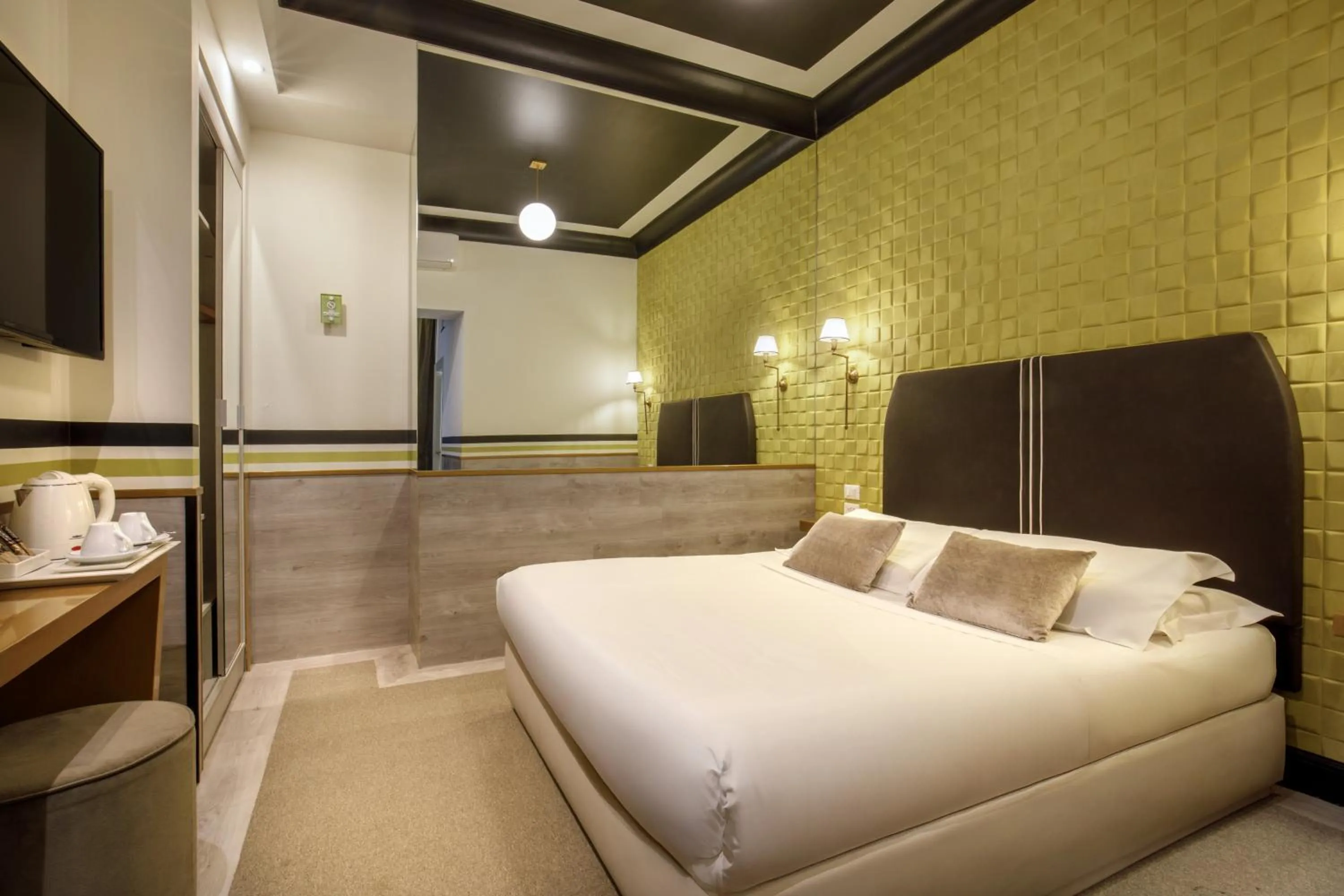 Bedroom, Bed in Relais Luxury Corso