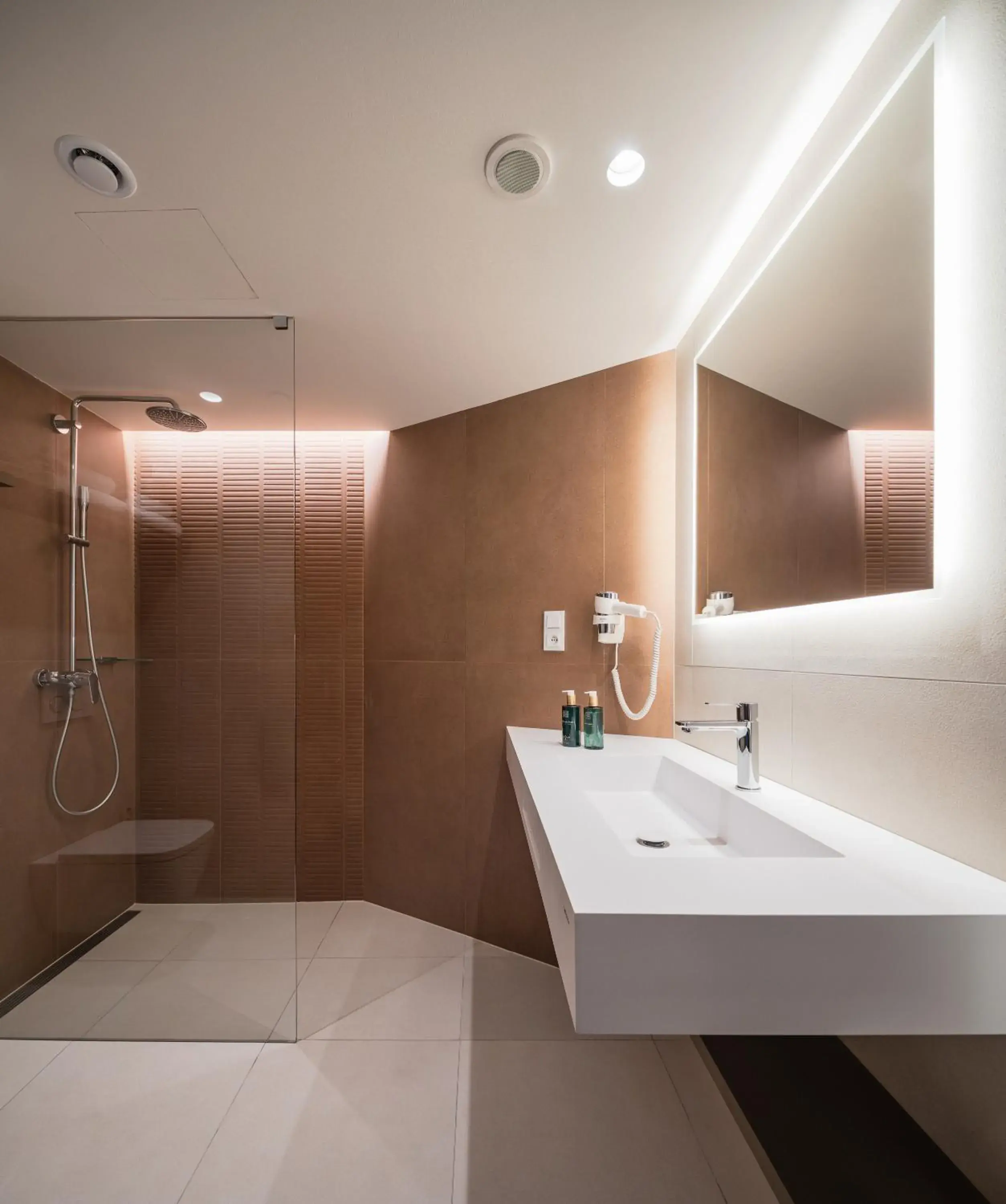 Executive Suite with Free Pool Access in OREA Hotel Pyramida Praha Executive Suite with Free Pool Access in OREA Hotel Pyramida Praha