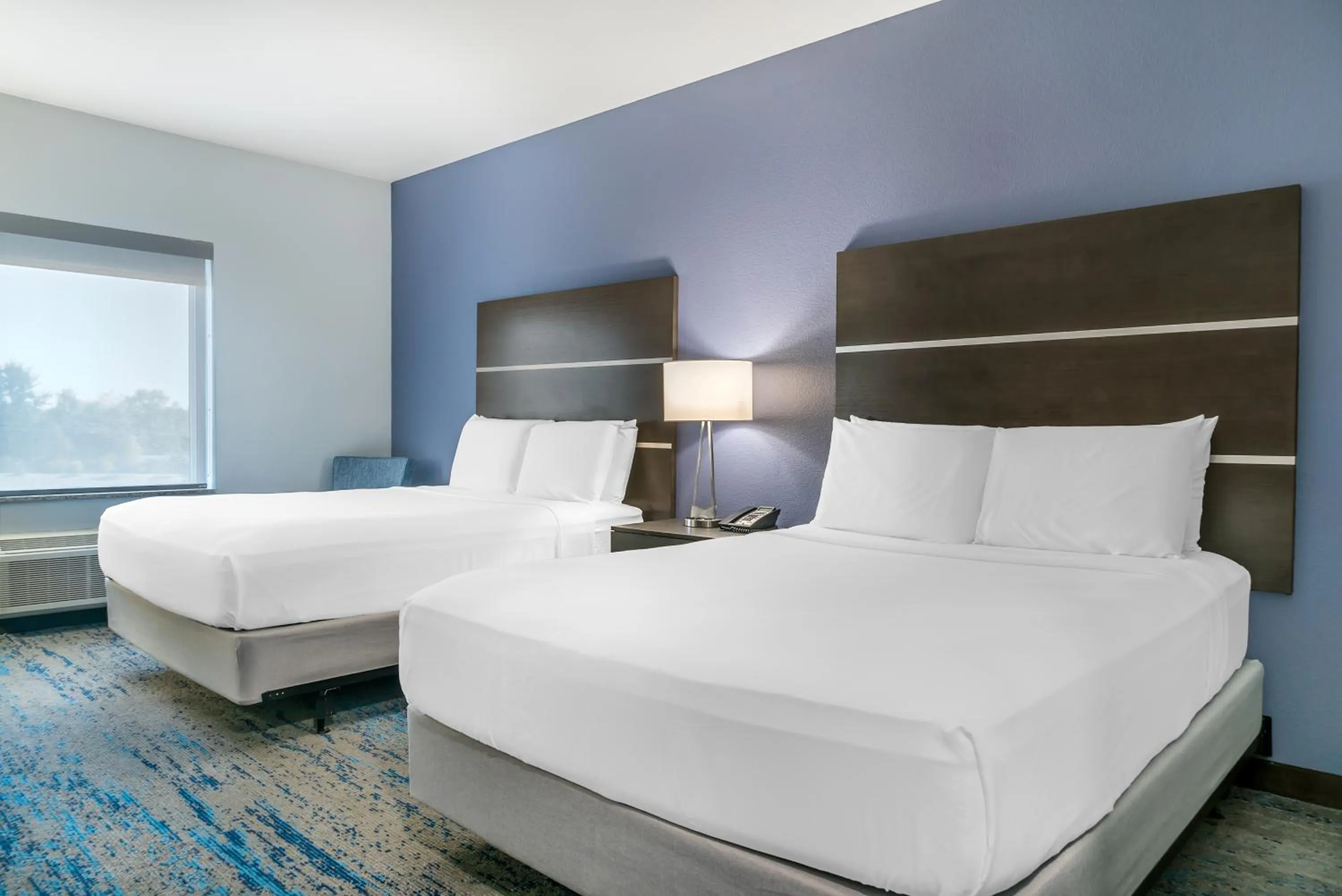 Bed in Comfort Inn & Suites Adrian