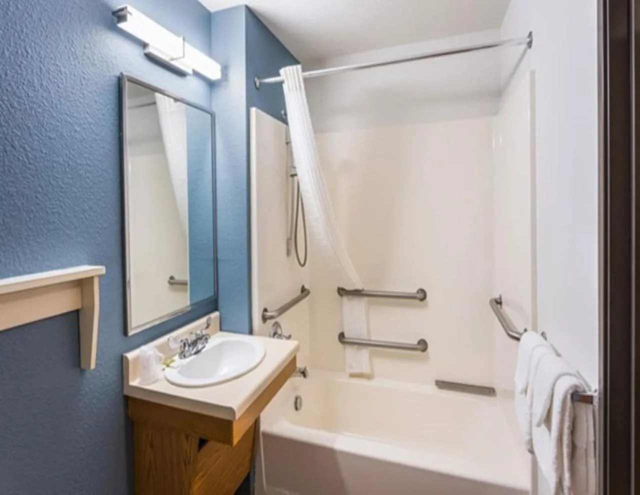 Bathroom in WoodSpring Suites Round Rock-Austin North