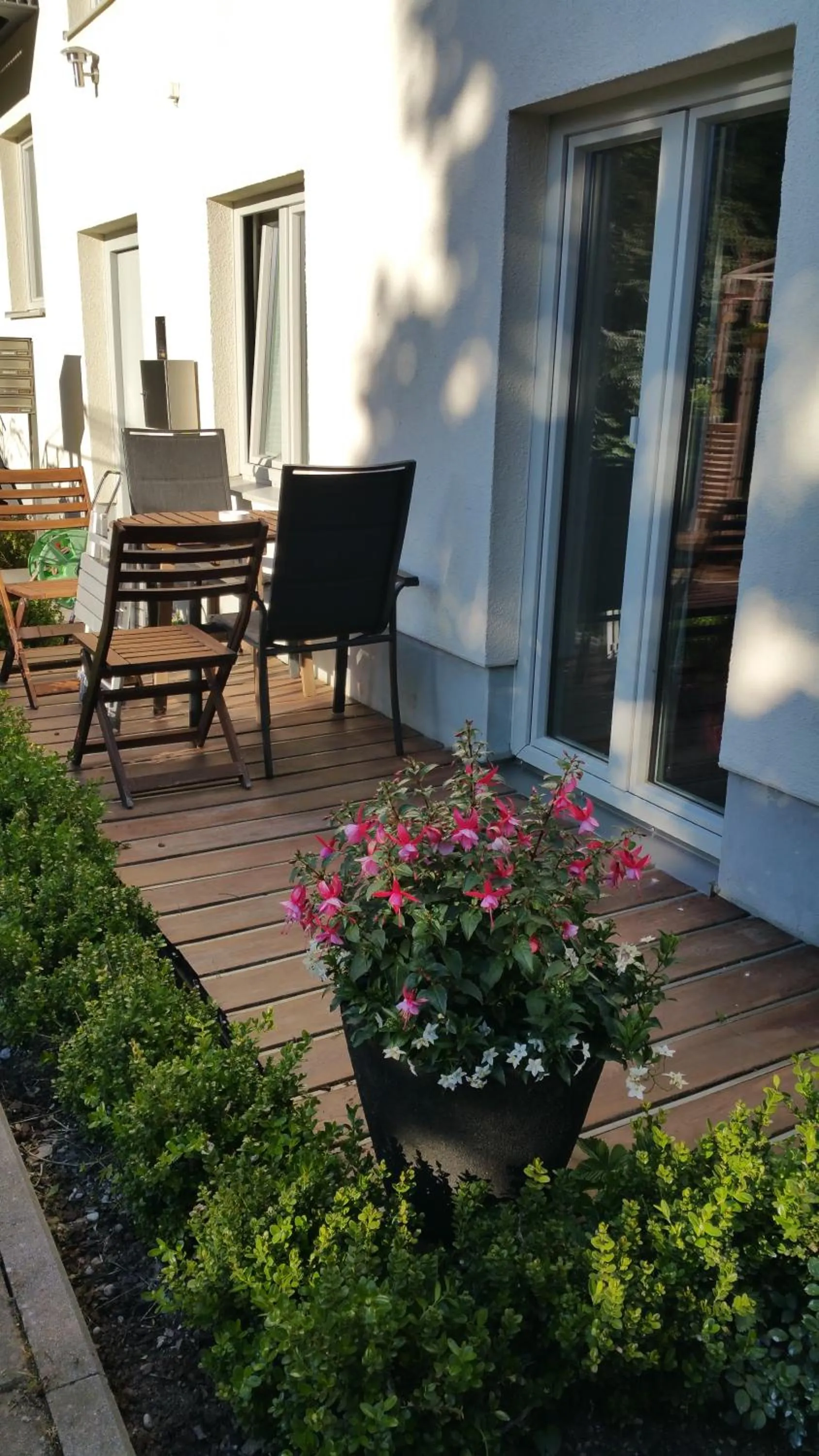 Property building in Paleo Finest Serviced Apartments