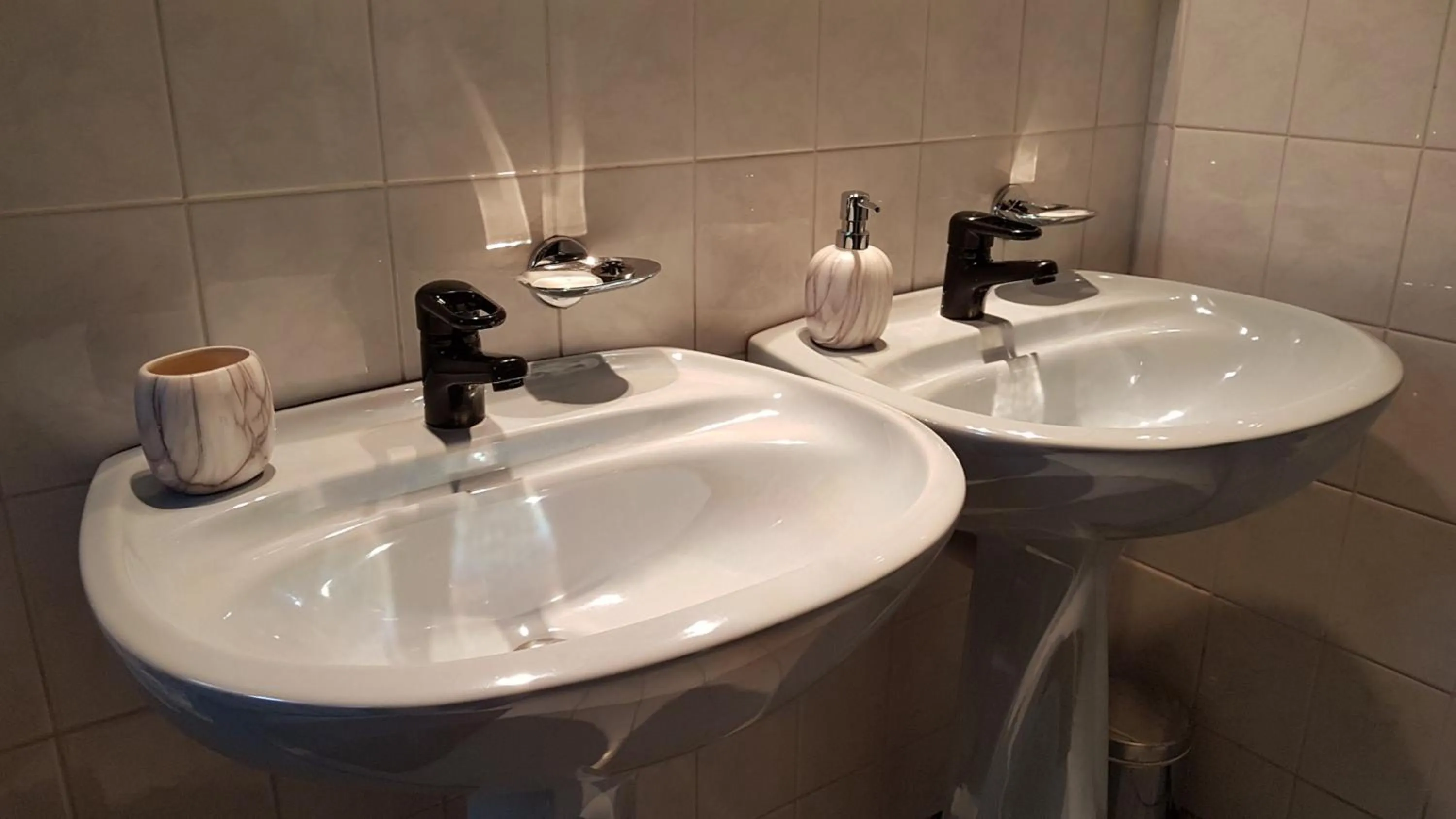 Bathroom in Eurohotel