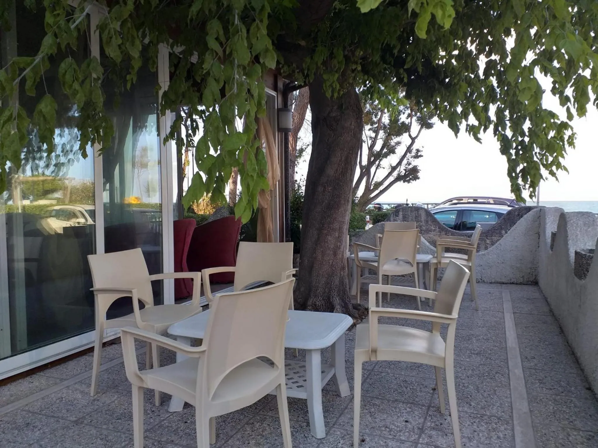 Quadruple room in Pineto - sea view