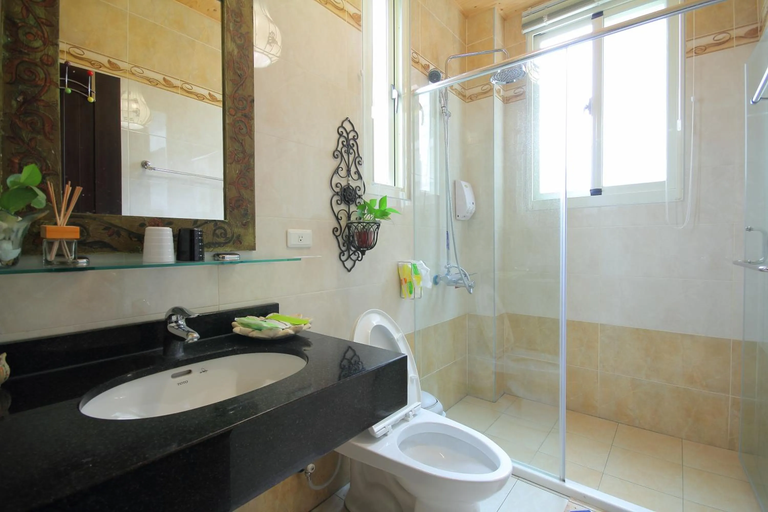 Shower in Hualien Paris Home B&B