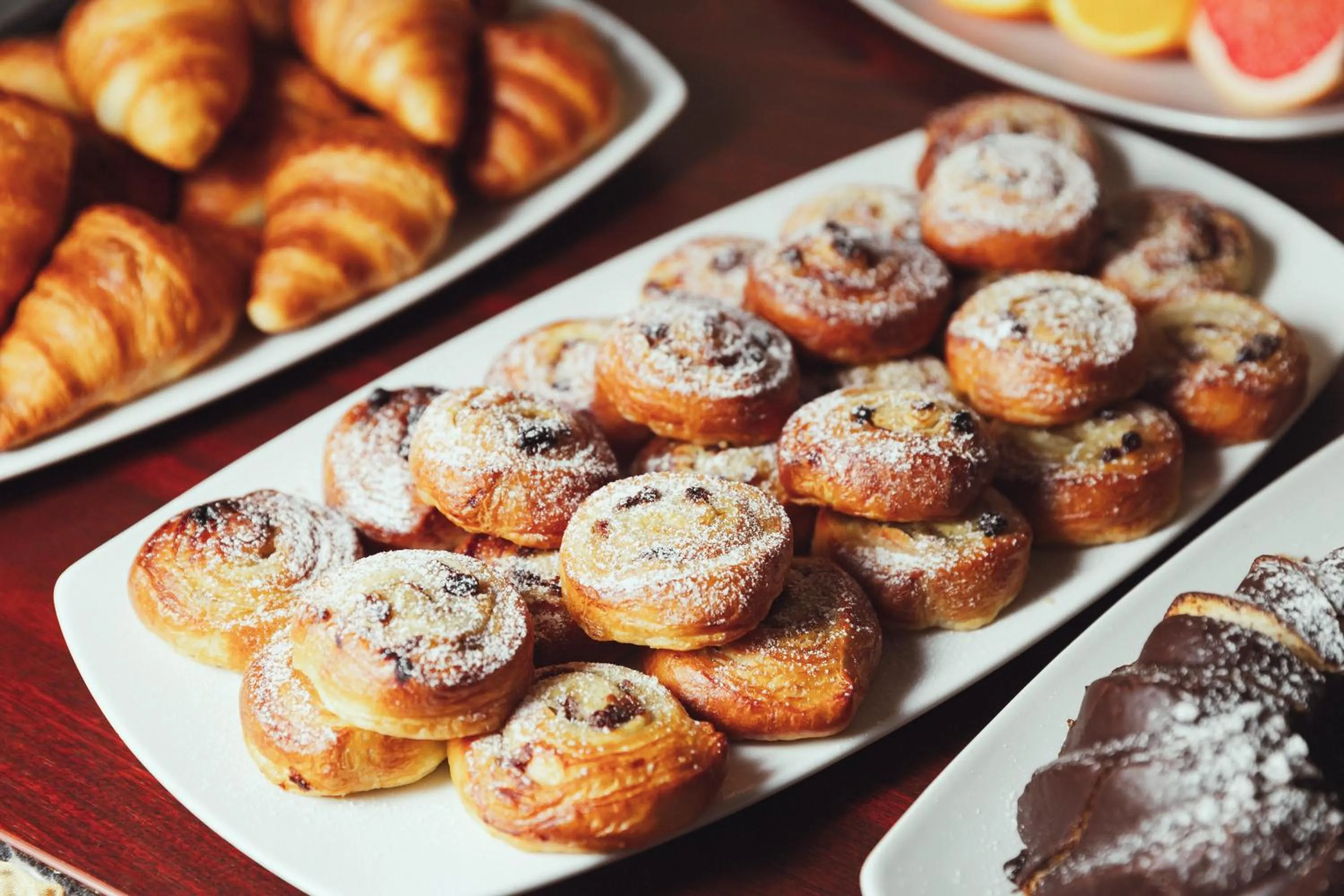 Breakfast in Amigo City Centre