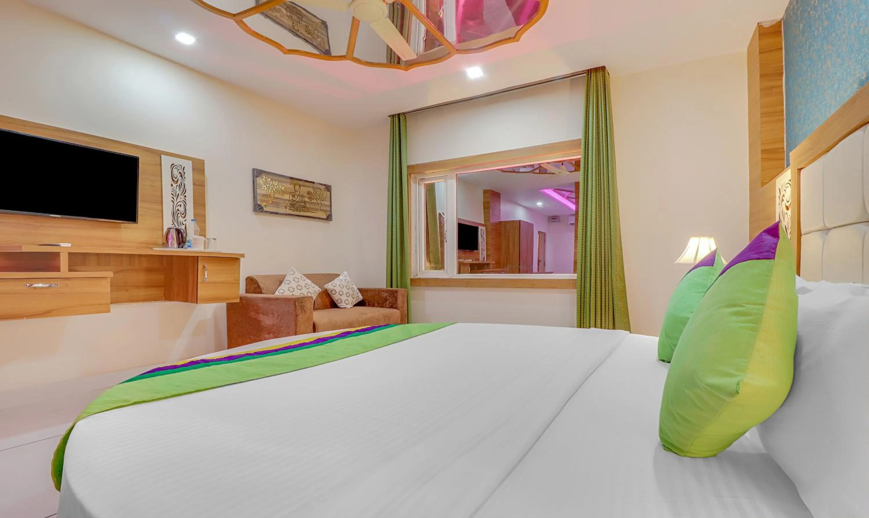 Bedroom, Bed in Treebo Tropical Roots, Bhupatwala Haridwar