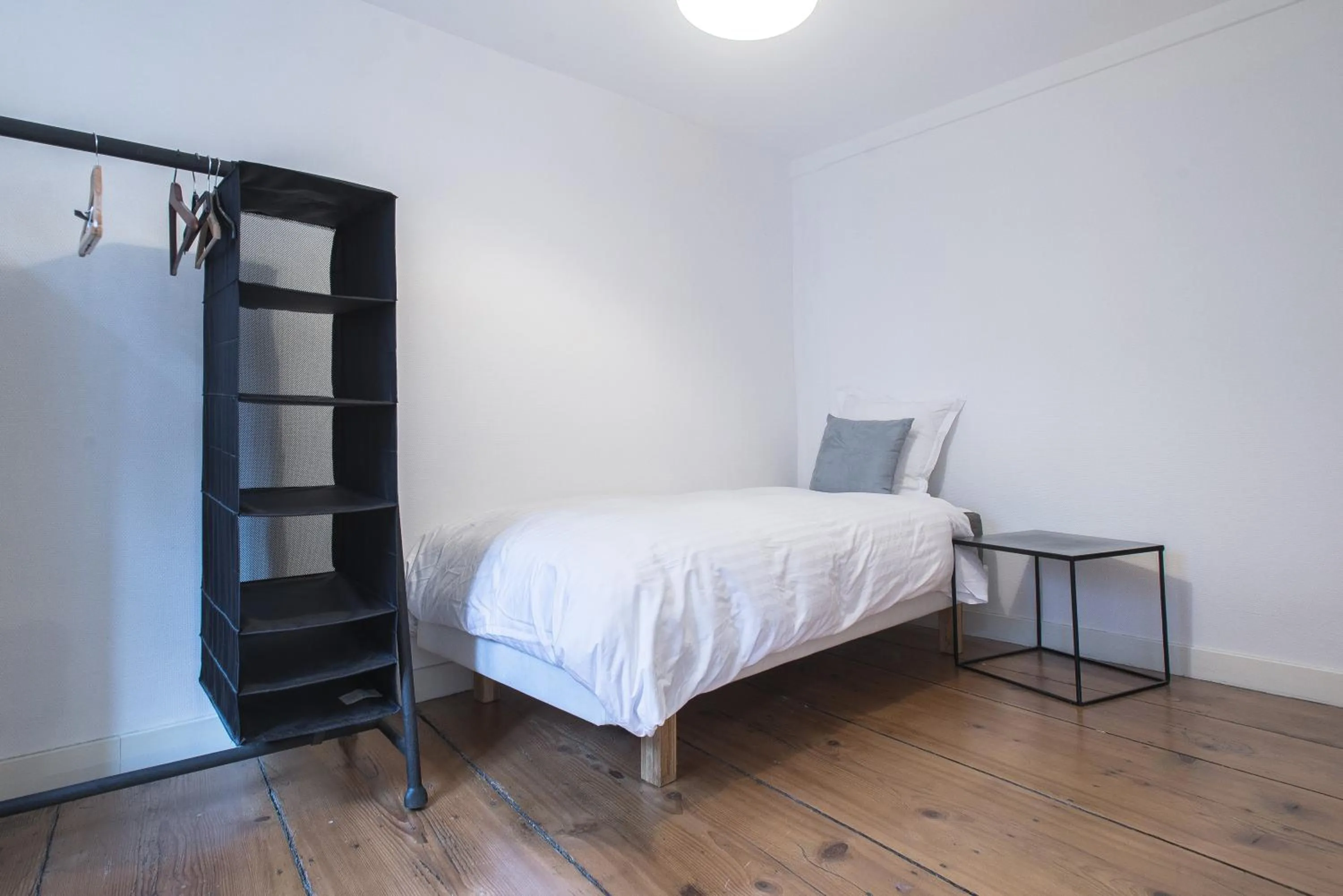Photo of the whole room, Bed in Appartements Orfèvres Cathédrale
