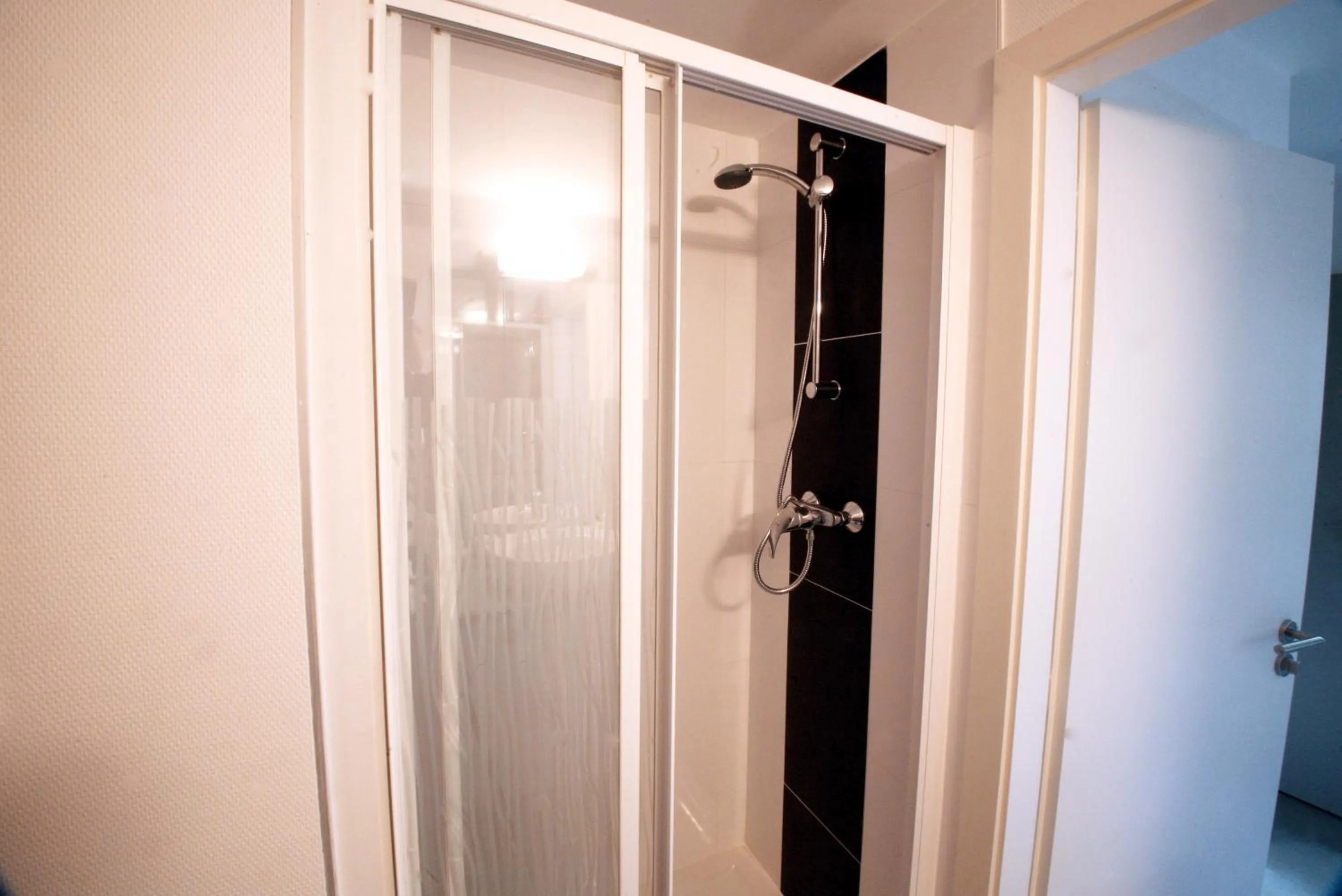 Bathroom in Appartements Orfèvres Cathédrale