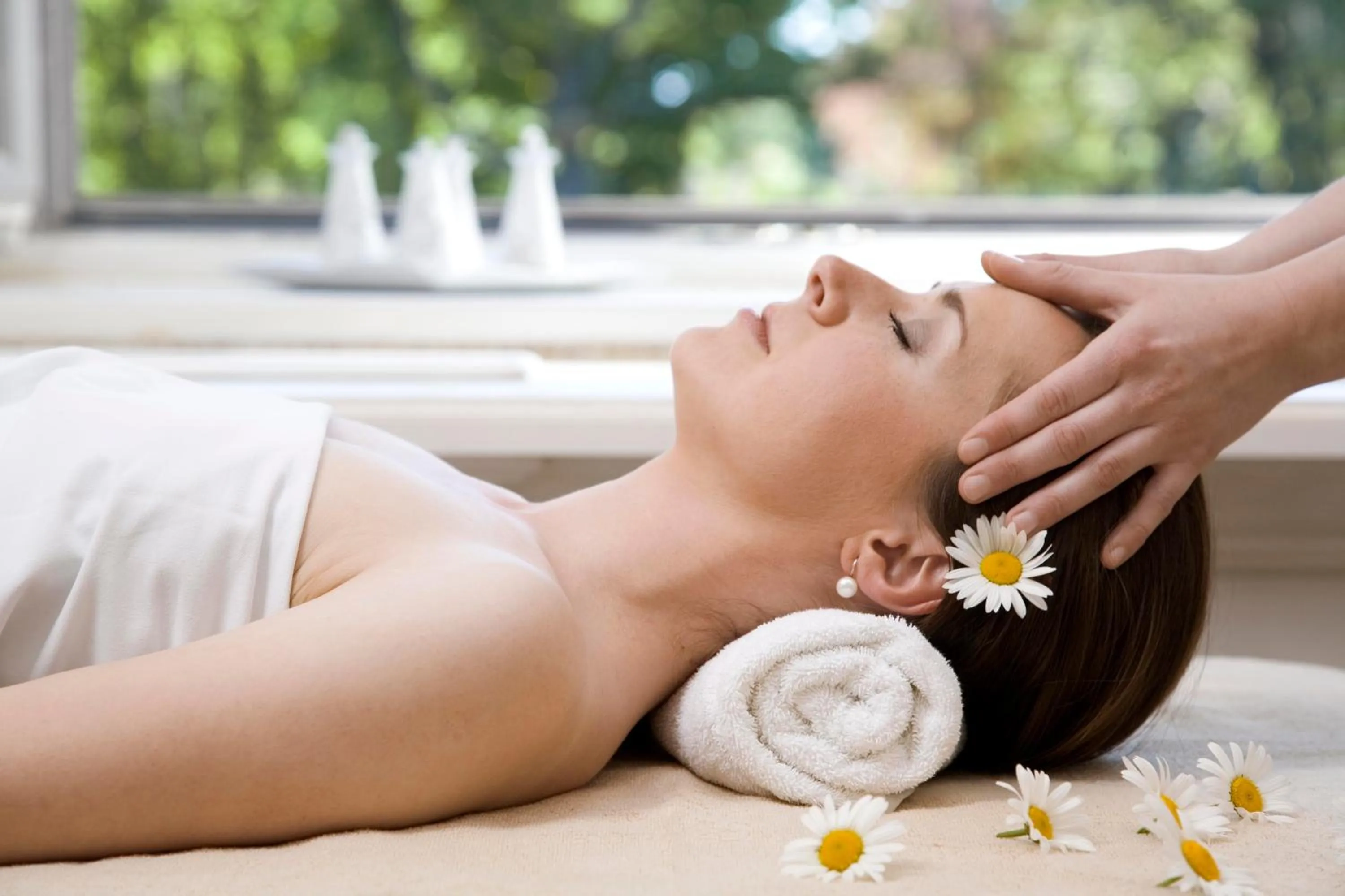 Massage in Chateau Mcely