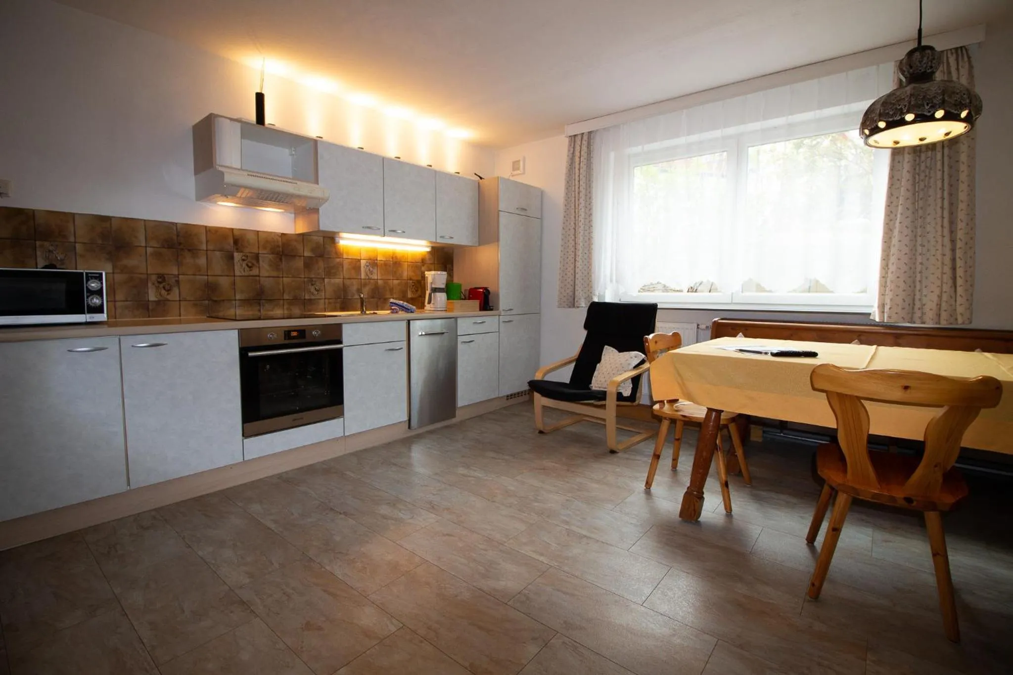 Kitchen or kitchenette in Haus Kinspergher