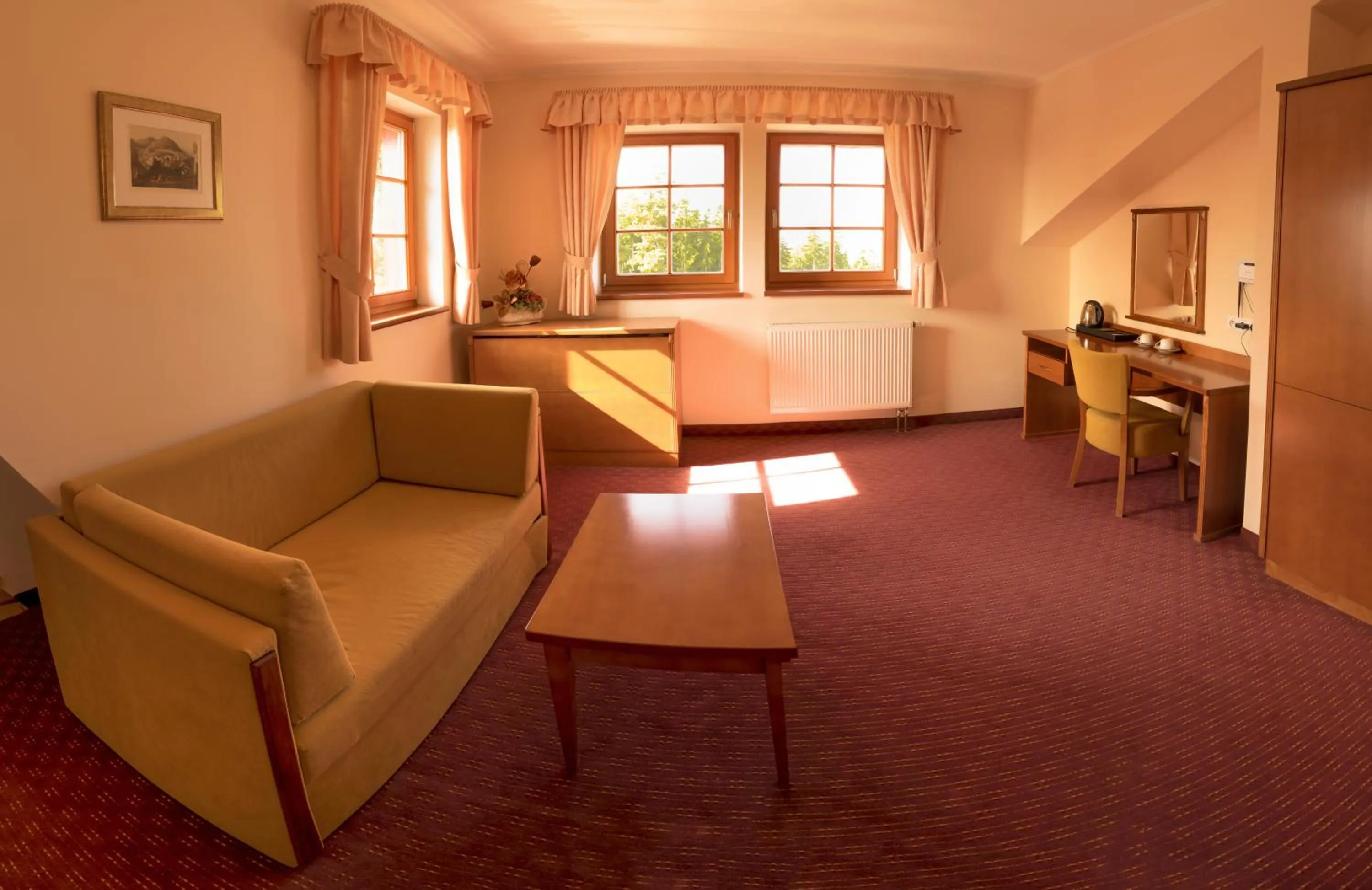 Living room, Bed in Hotel VÍTKOVA HORA