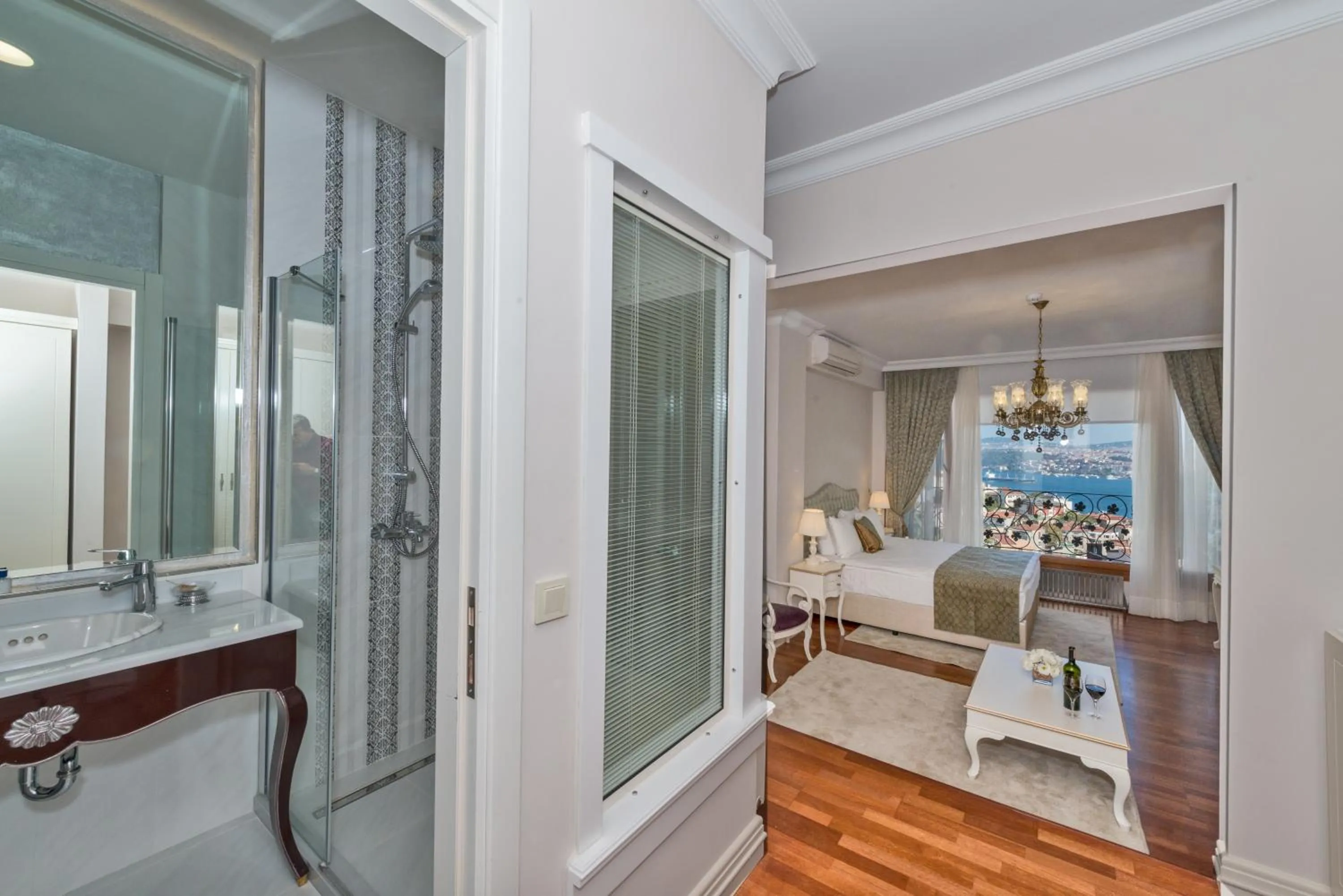 Bathroom in Suitel Bosphorus Taksim