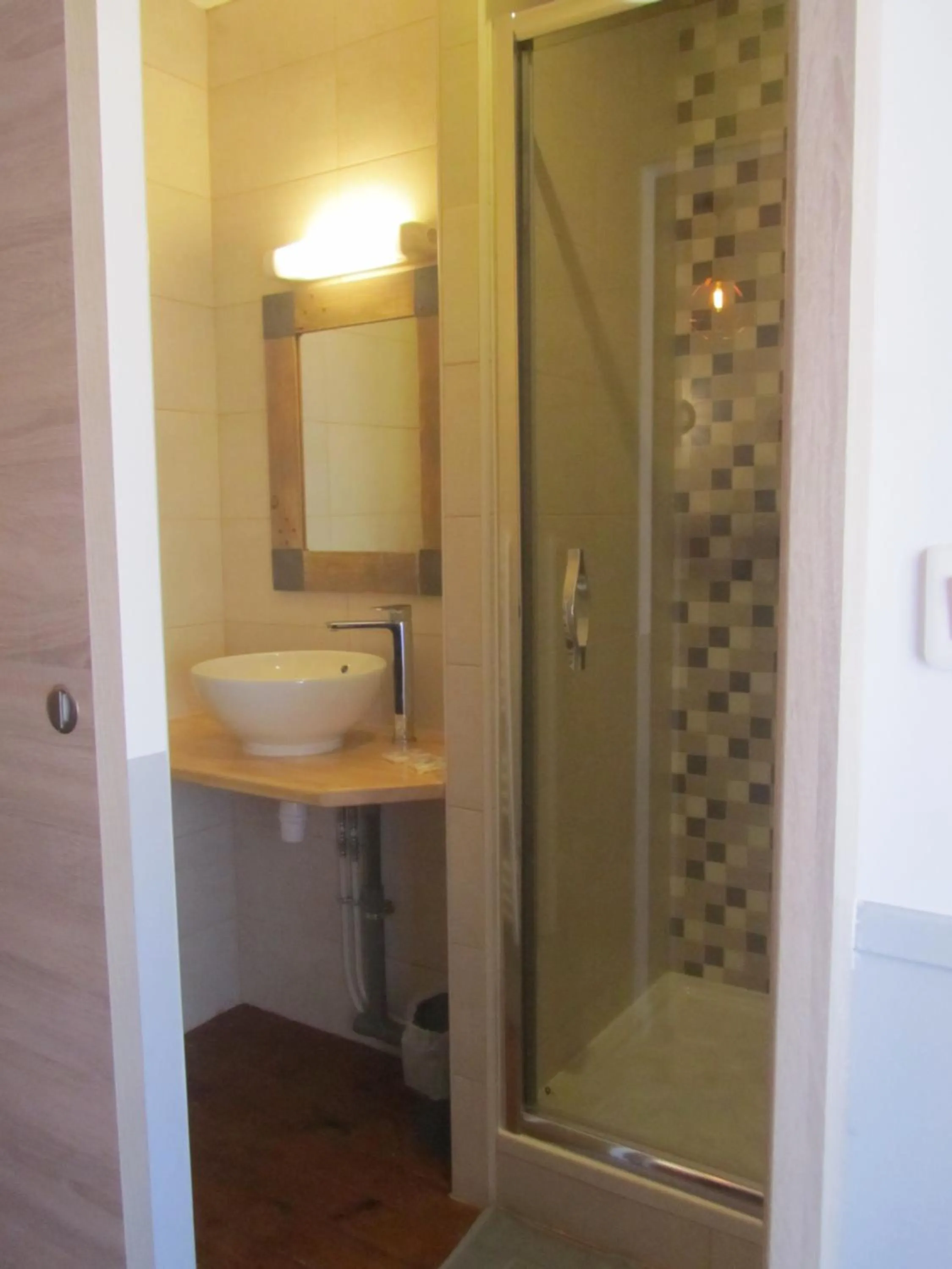 Big Double Room in Hôtel Restaurant le Saint Marc