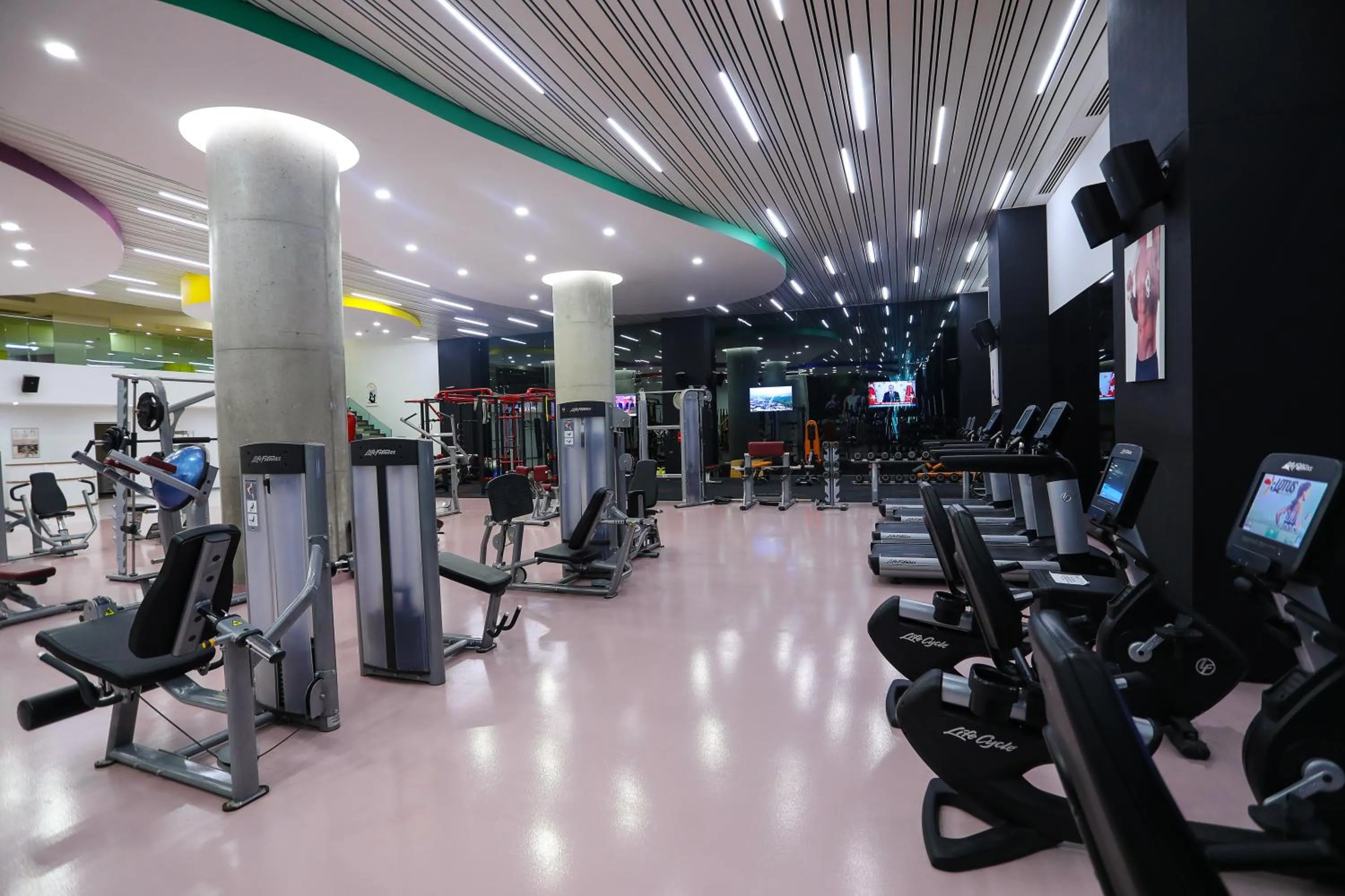 Fitness centre/facilities in Ramada Plaza by Wyndham Istanbul Asia Airport