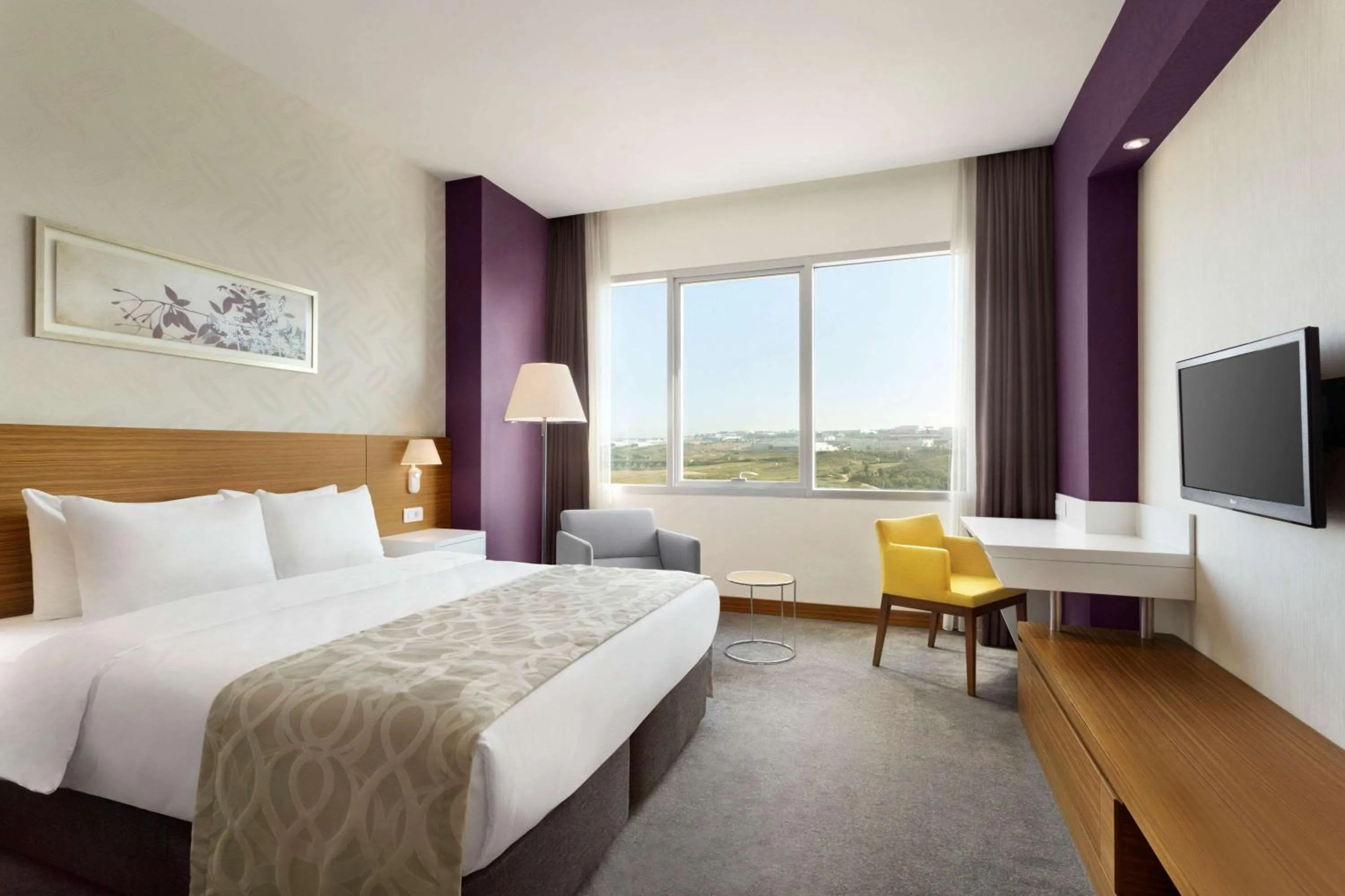 Photo of the whole room, Bed in Ramada Plaza by Wyndham Istanbul Asia Airport