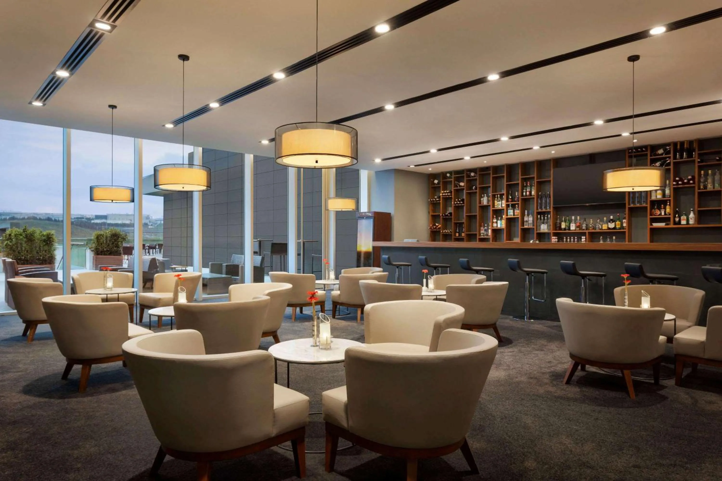 Lounge or bar in Ramada Plaza by Wyndham Istanbul Asia Airport