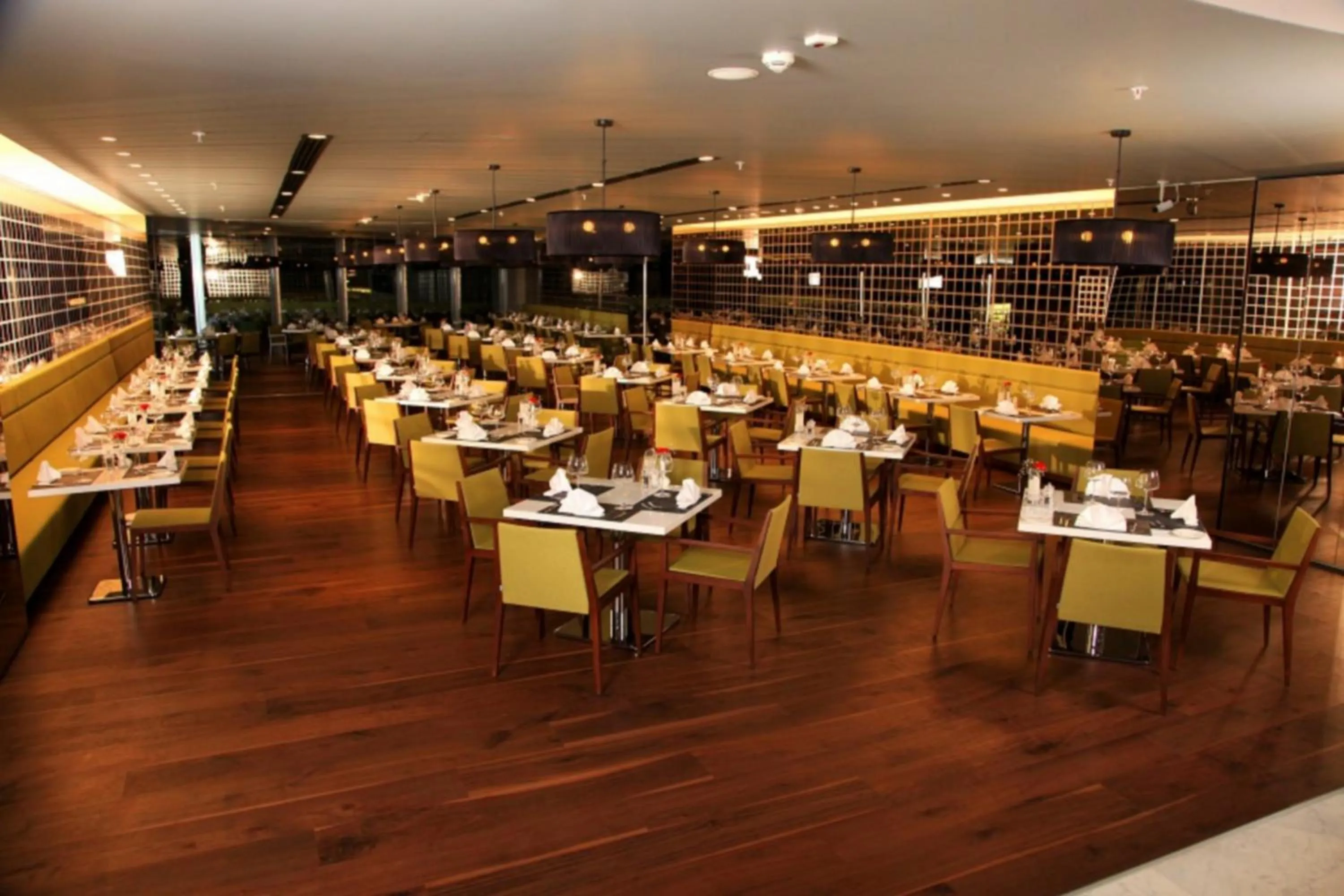 Restaurant/places to eat in Ramada Plaza by Wyndham Istanbul Asia Airport