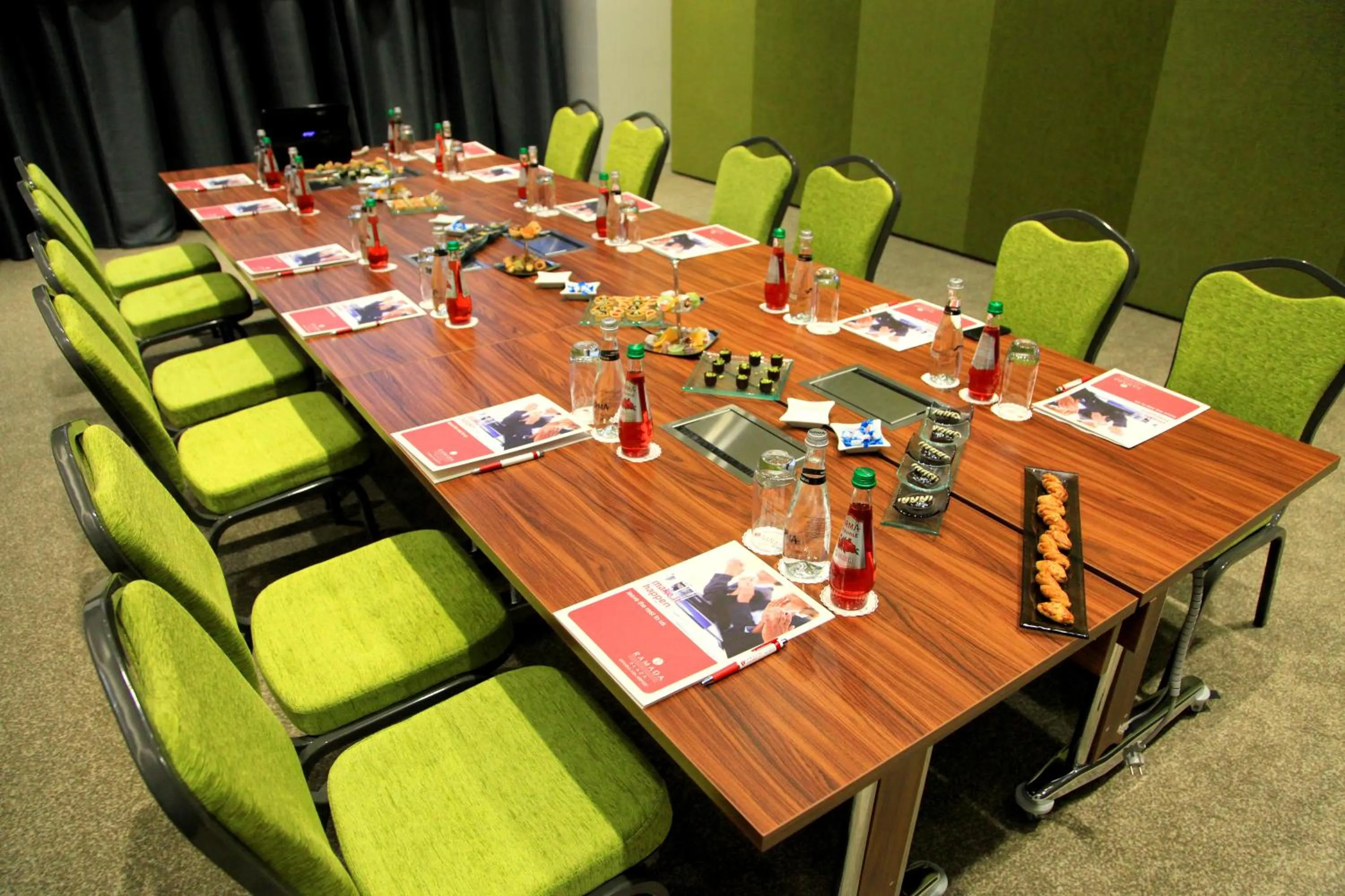 Business facilities in Ramada Plaza by Wyndham Istanbul Asia Airport