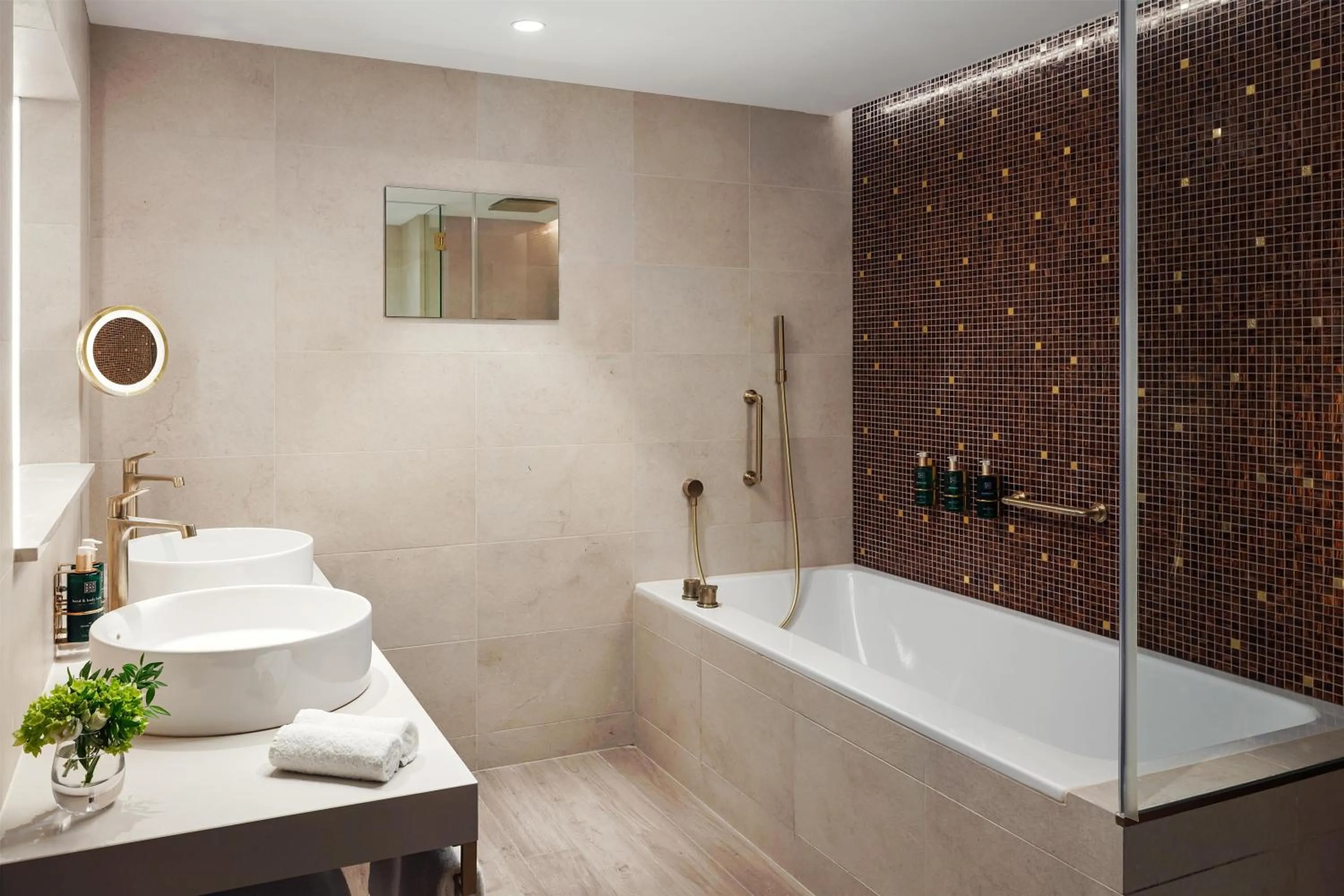 Bathroom in Hilton Prague Atrium