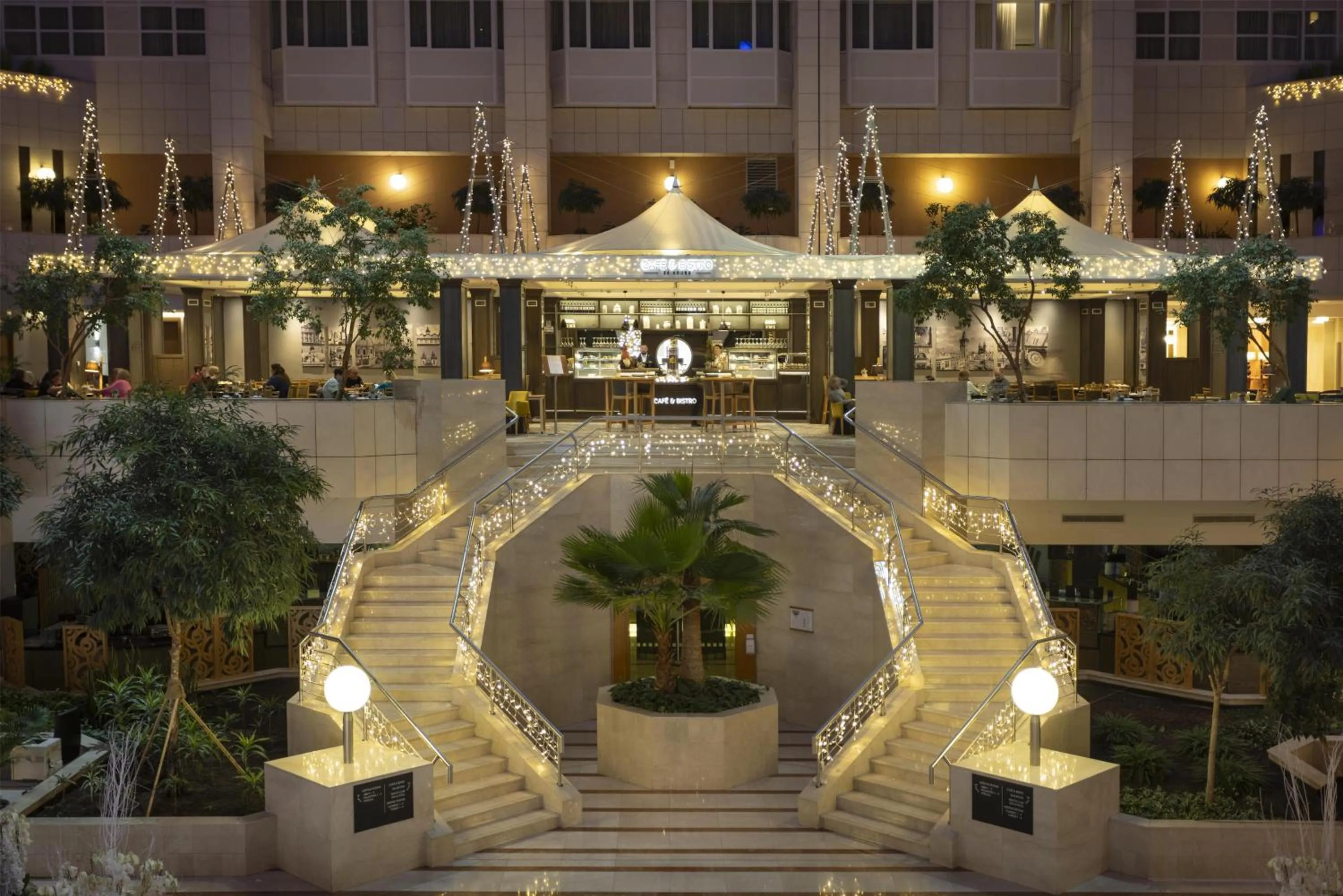 Lobby or reception in Hilton Prague Hotel