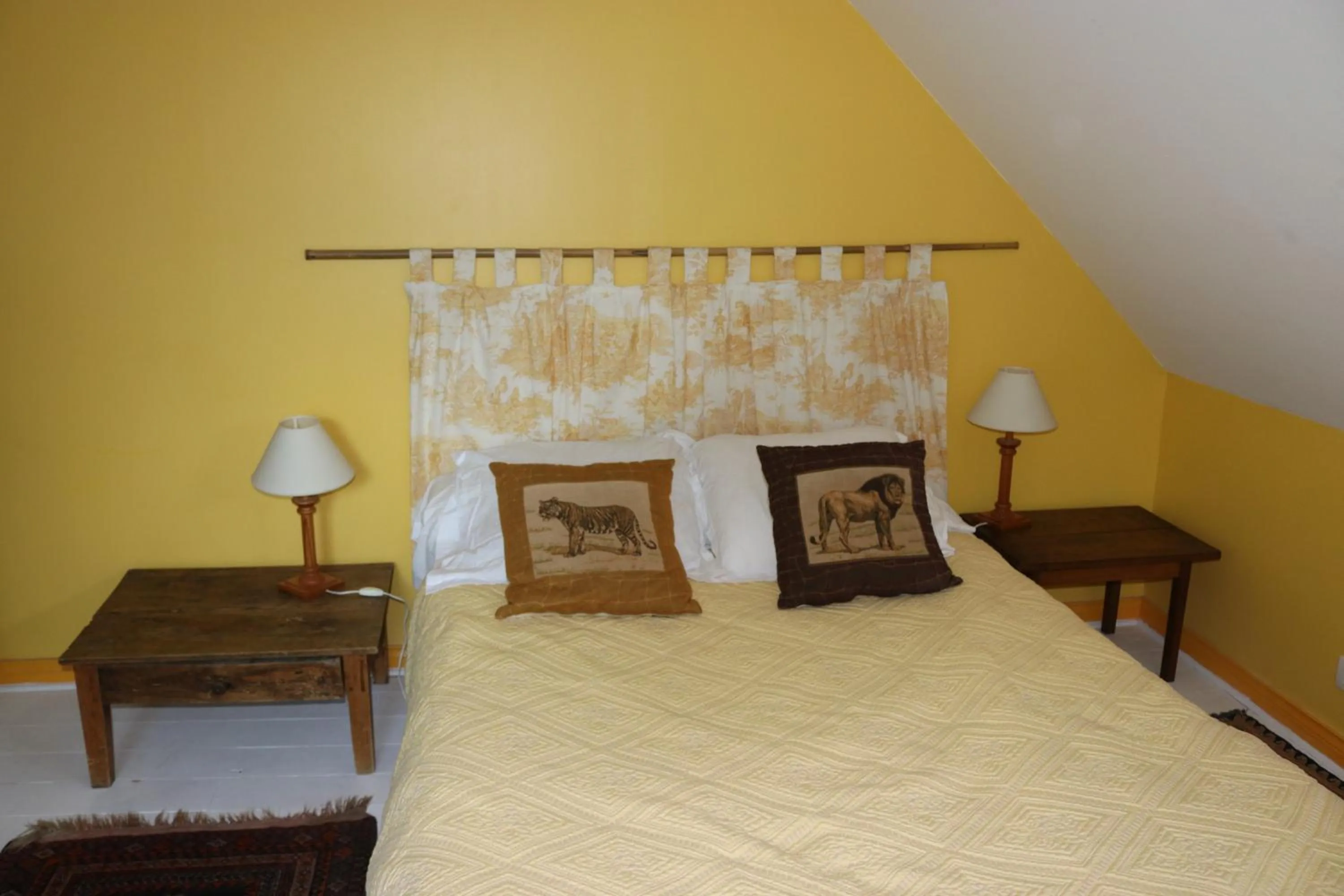 Bed in Maison d'hôtes Moulin du Bas Pesé