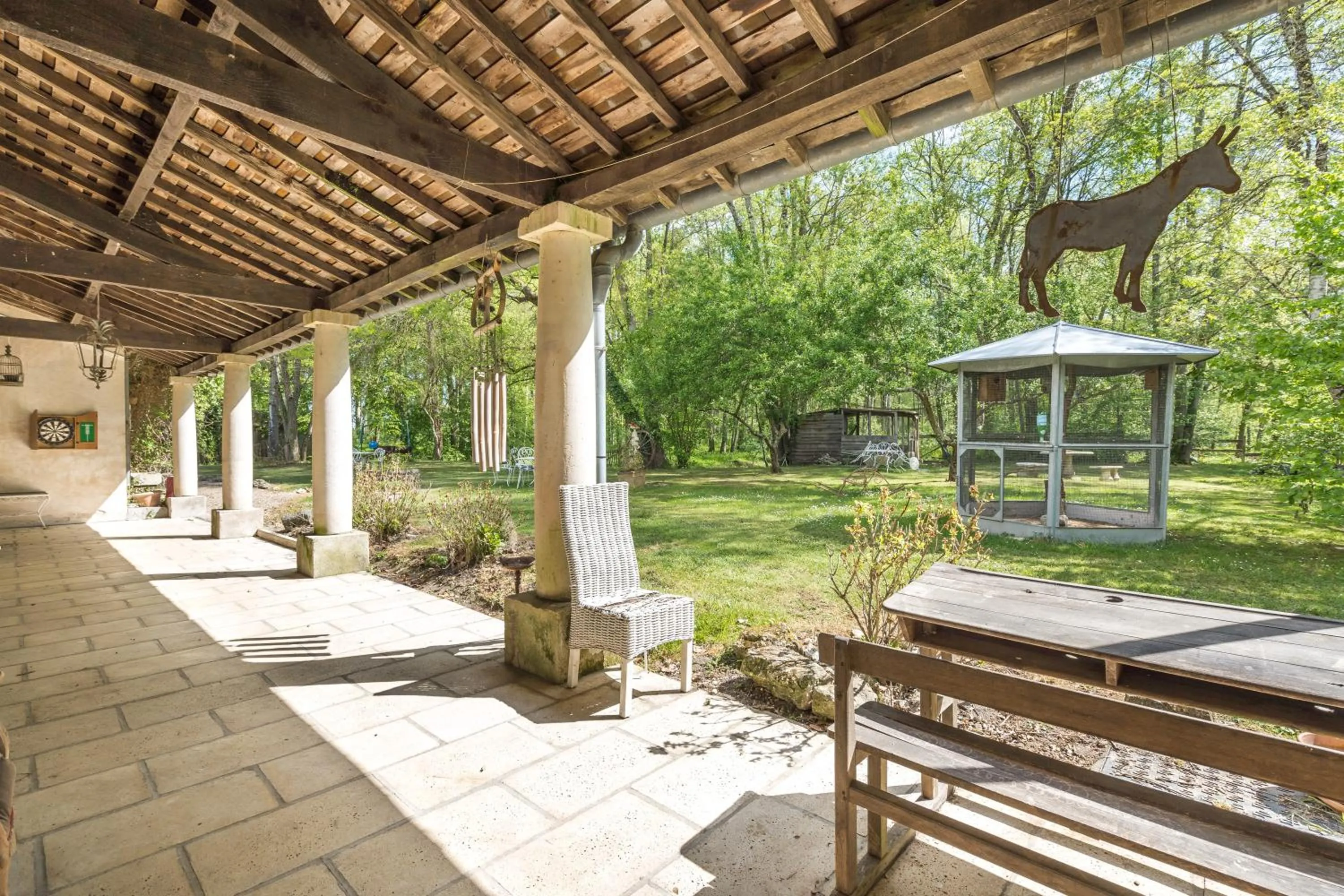 Patio in Maison d'hôtes Moulin du Bas Pesé