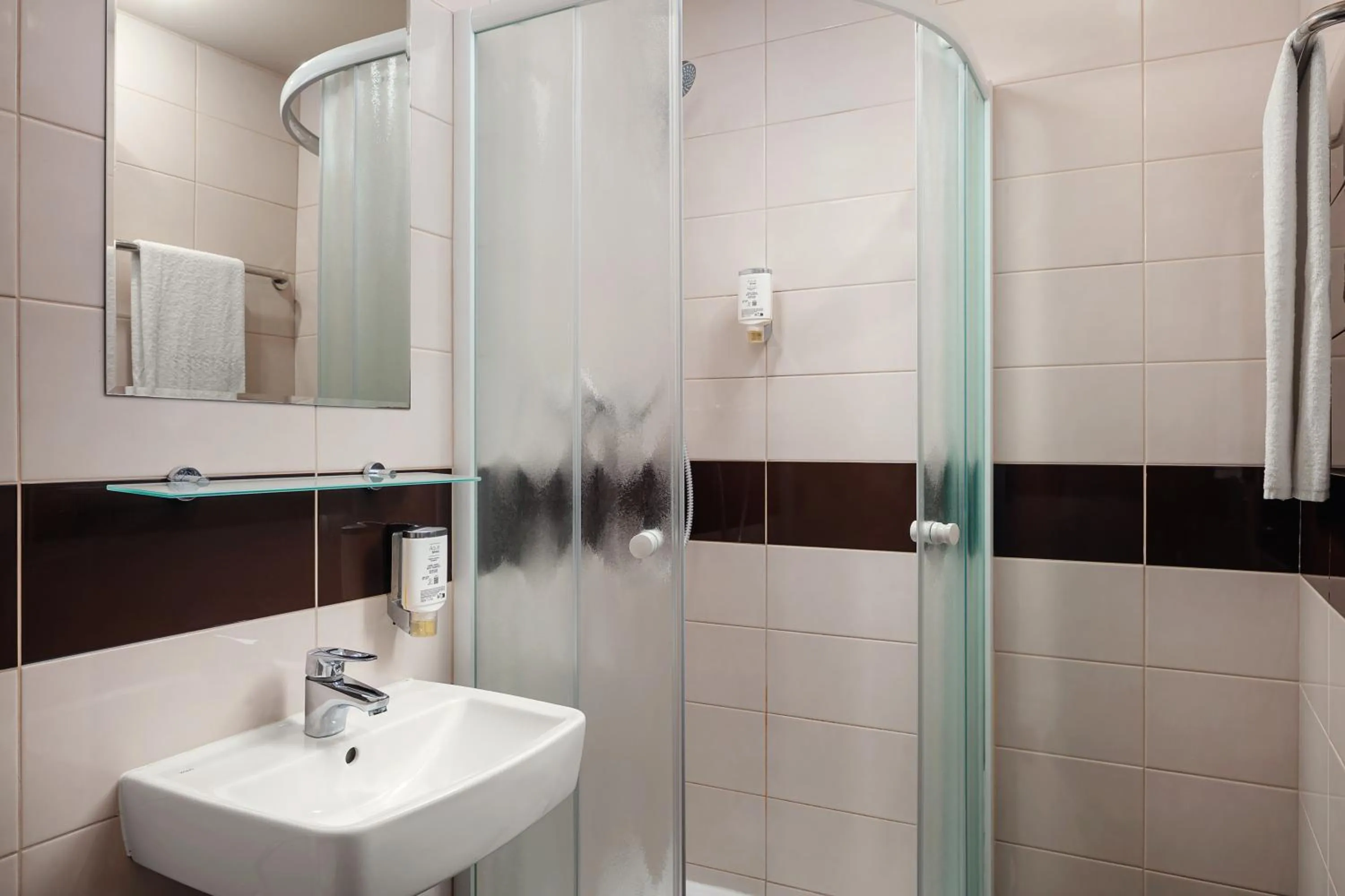 Shower in Hotel Superior Prague