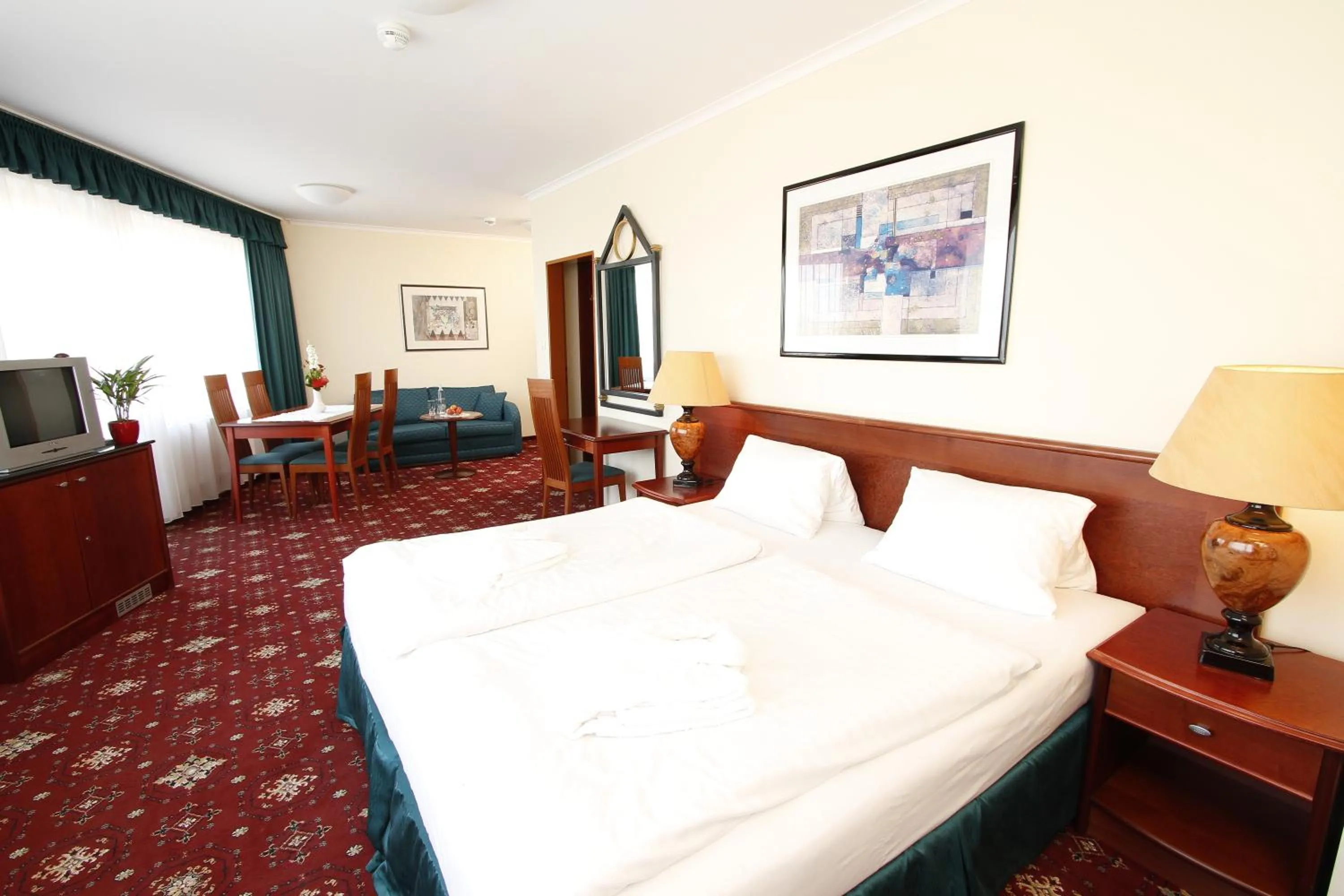 Photo of the whole room, Bed in Hotel Lafonte