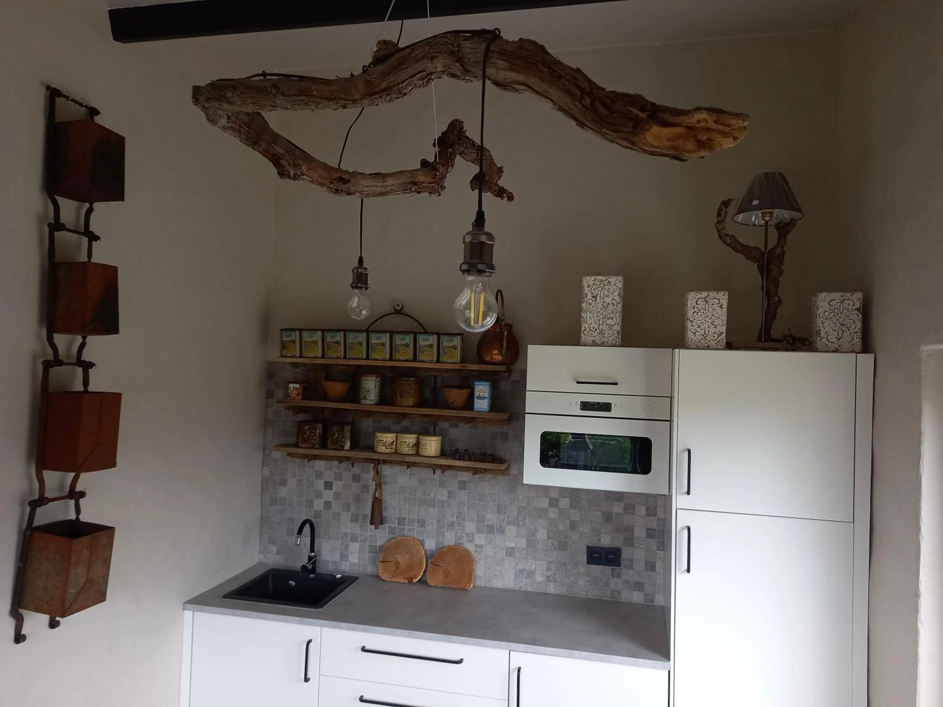 Kitchen or kitchenette in Alegria rustica