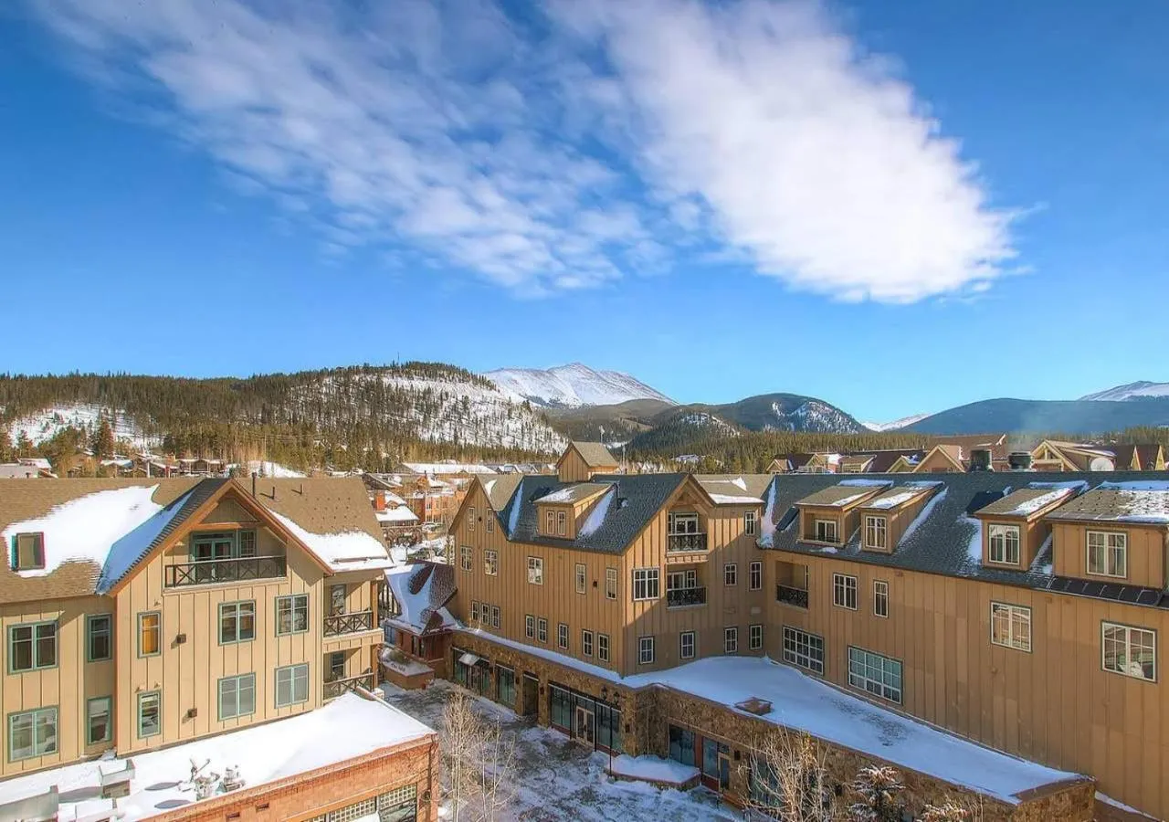 Main Street Station by TS