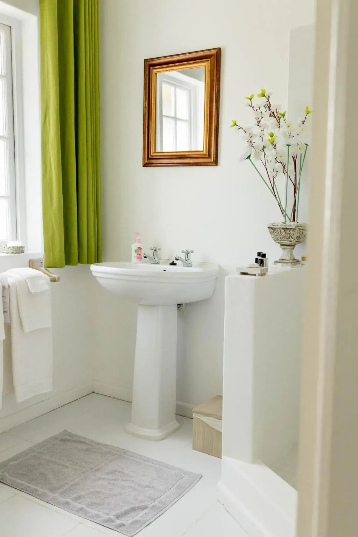 Double Room with Garden View in Church Hills Boutique Accommodation Double Room with Garden View in Church Hills Boutique Accommodation