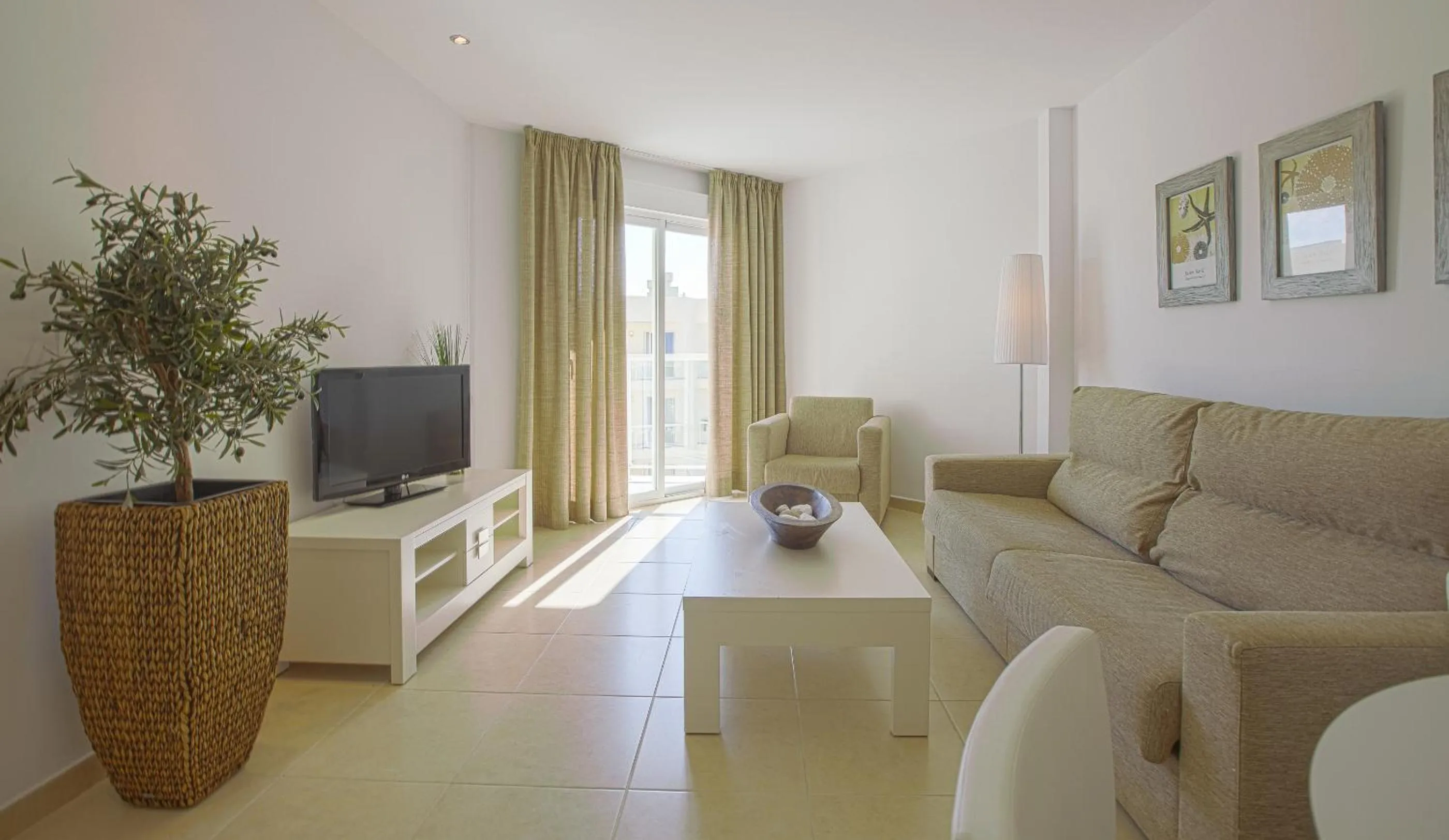 Living room in Marina Palace by Intercorp Hotel Group