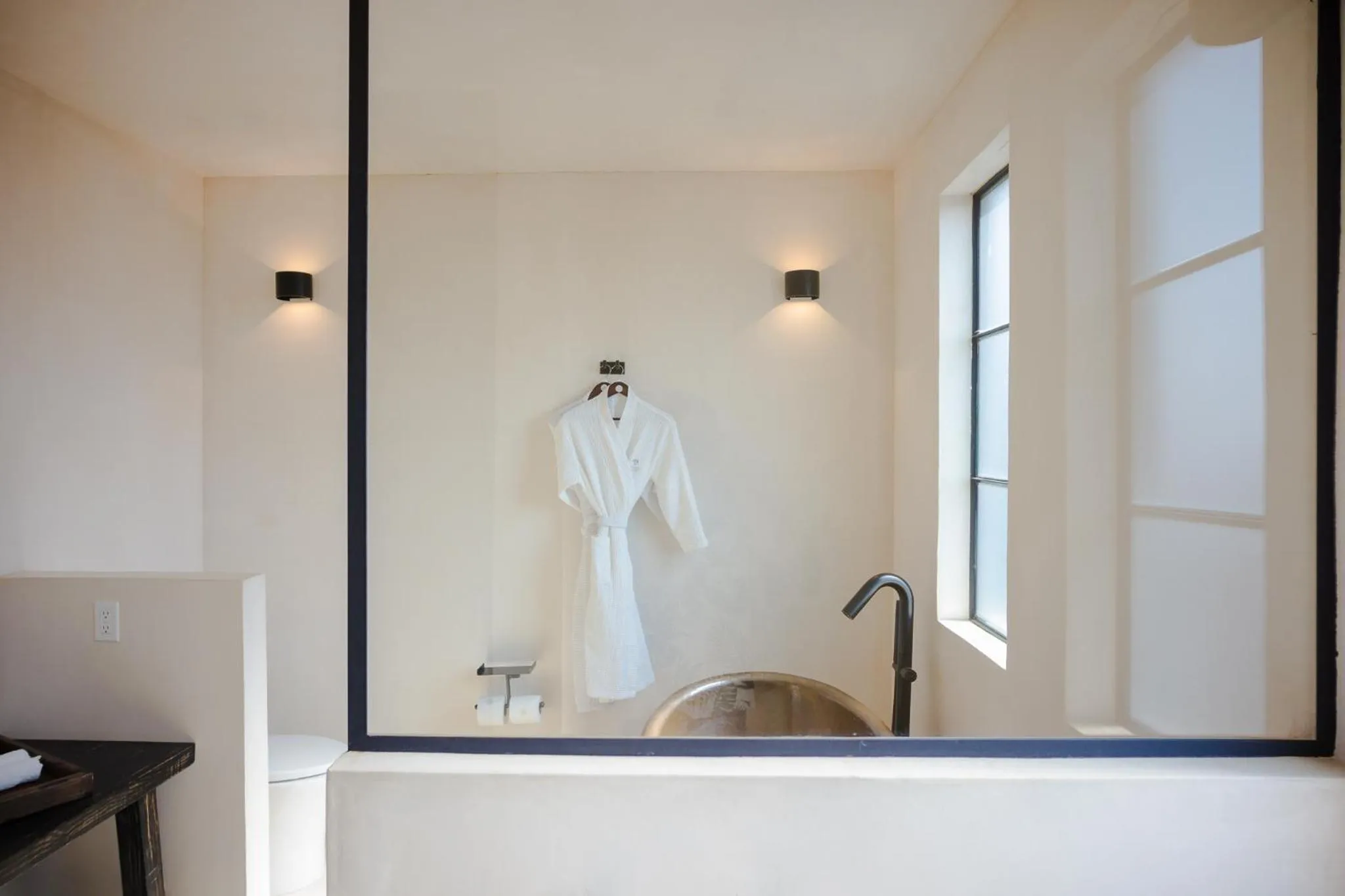 Shower in Hotel Amatte San Miguel de Allende