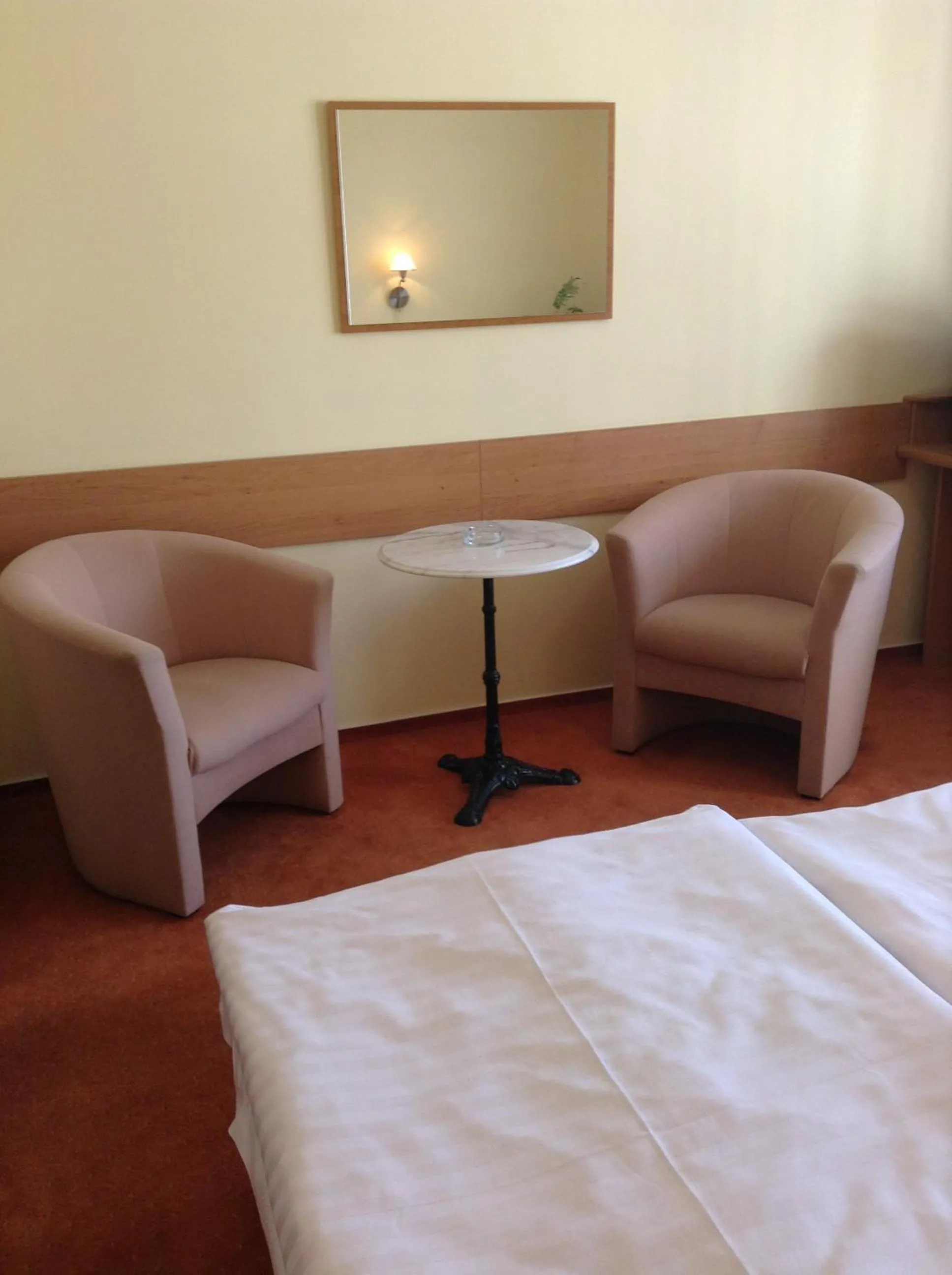 Double or Twin Room with Bathroom - single occupancy in Hotel YORK