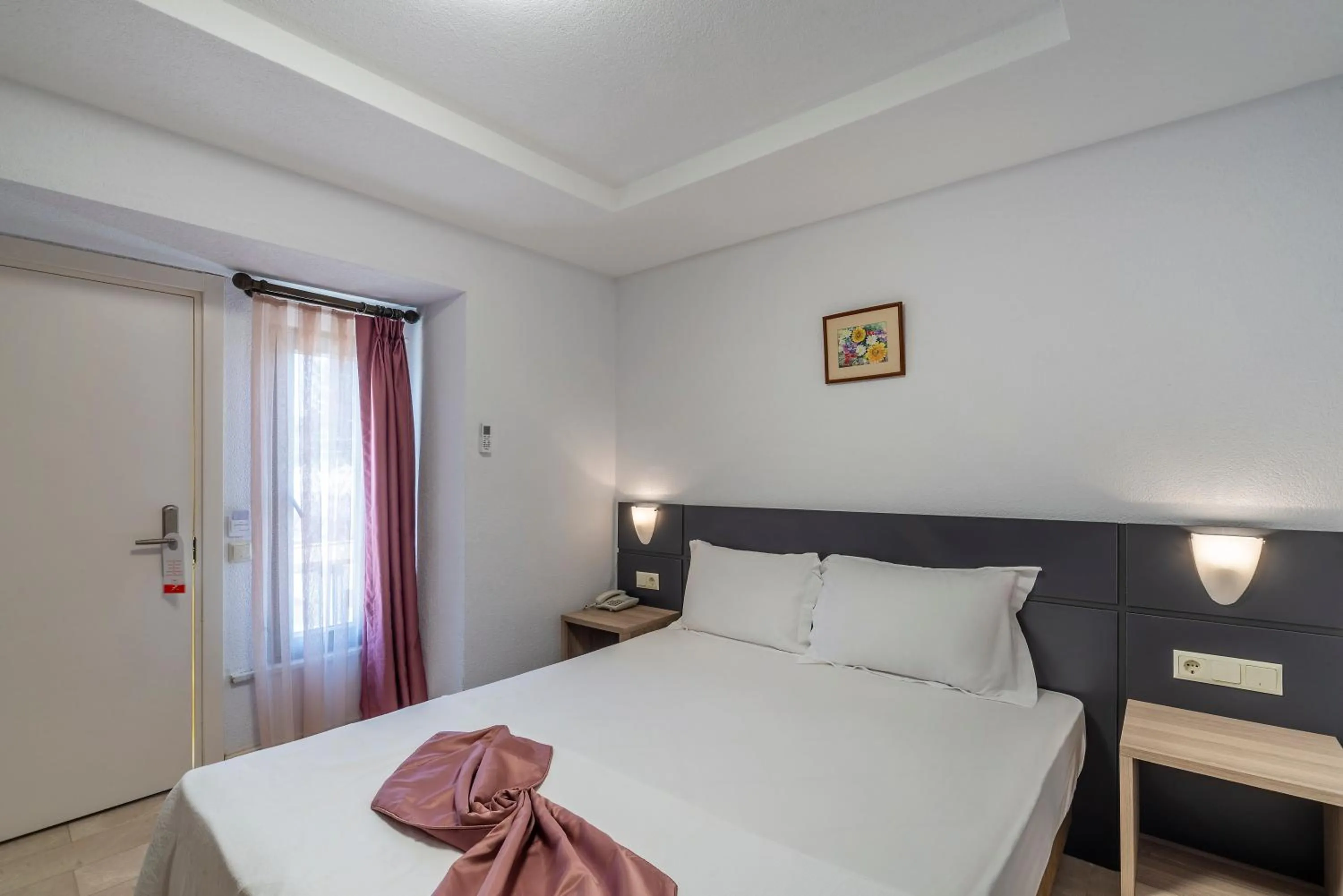 Bed in laden hotel bodrum