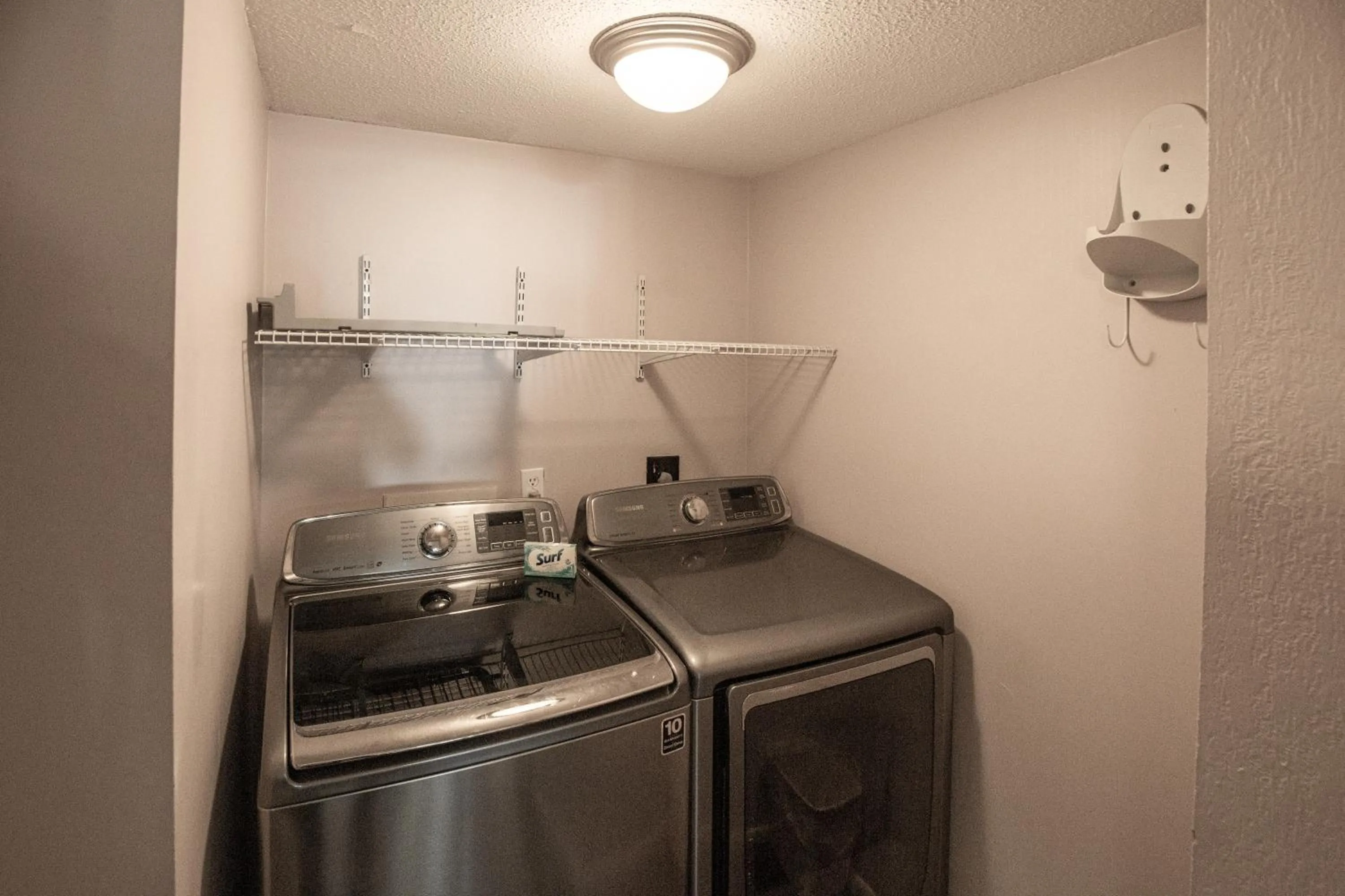 washing machine in Seawatch at Island Club