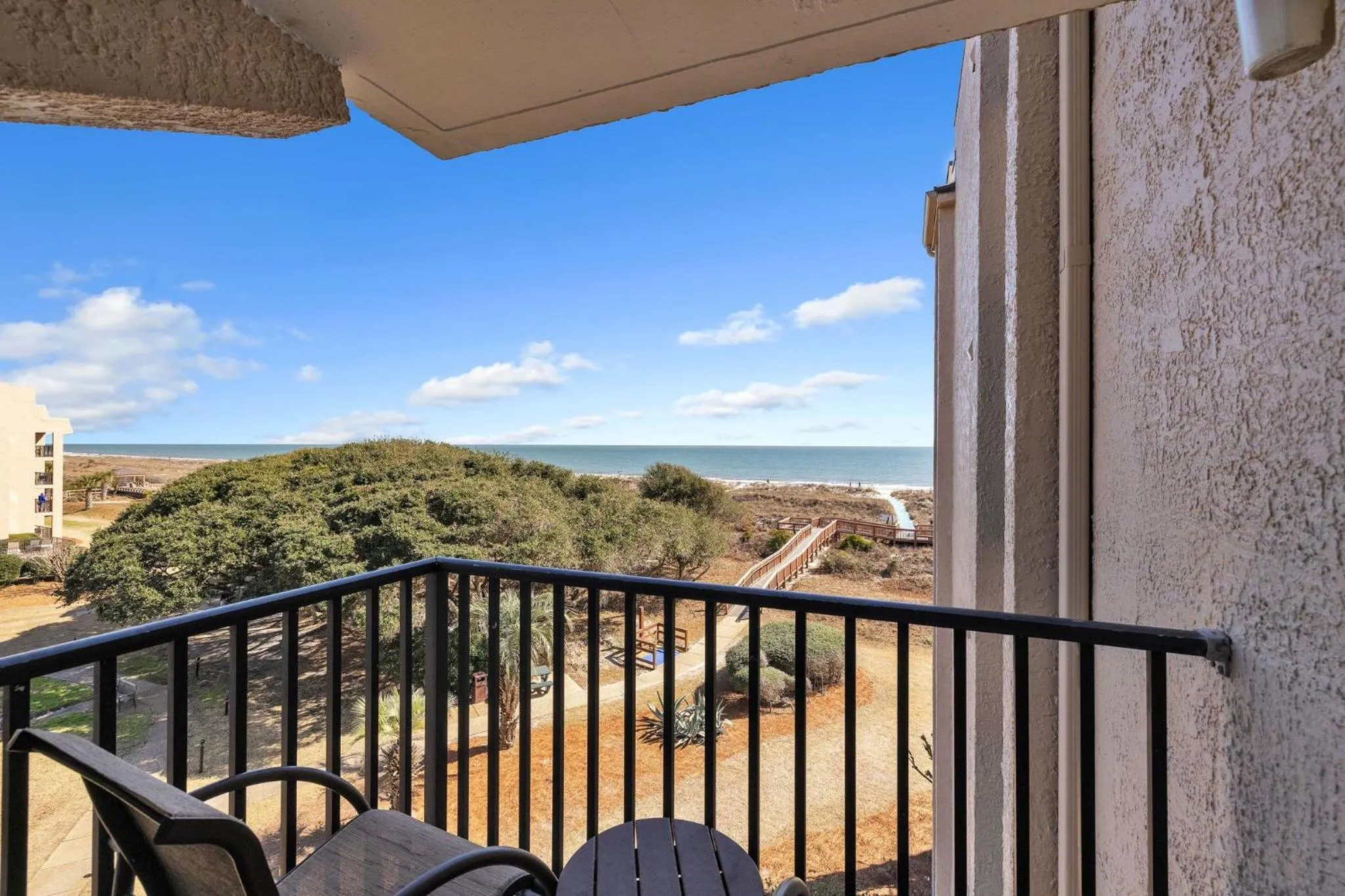 Day in Seawatch at Island Club