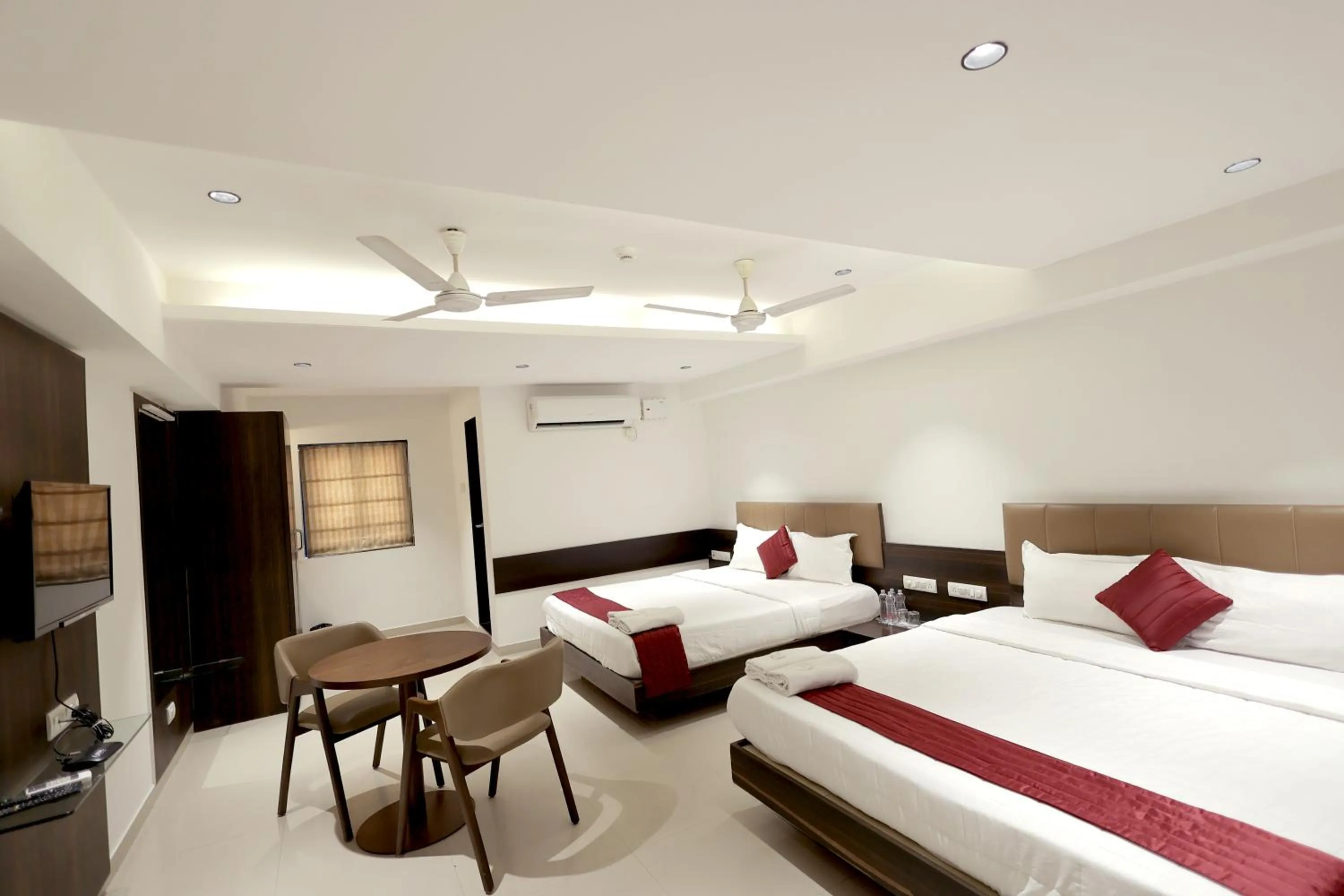 Bedroom, Bed in Hotel Shagun, Piplod City Centre Surat