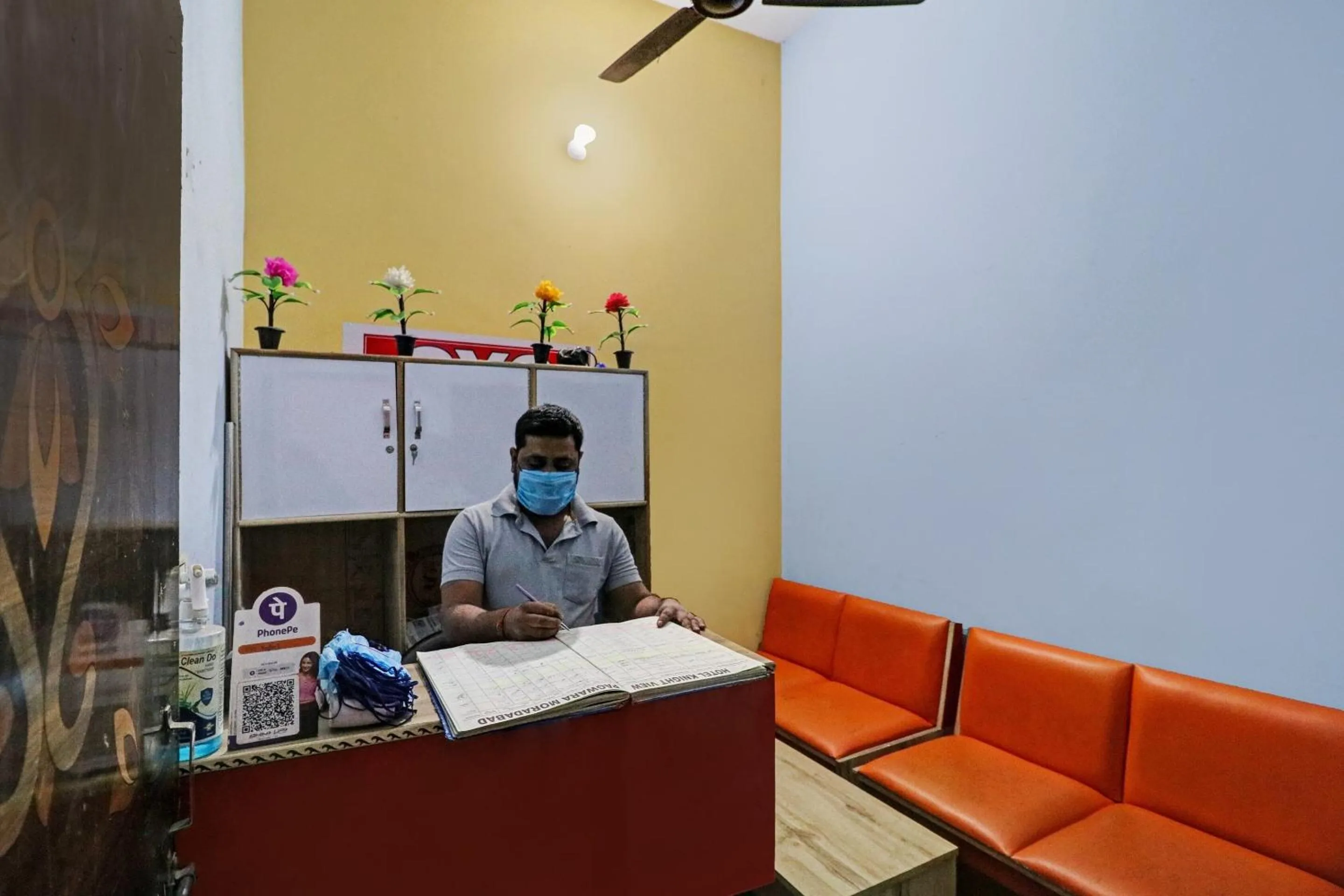 Lobby or reception in Hotel O Knight guest house