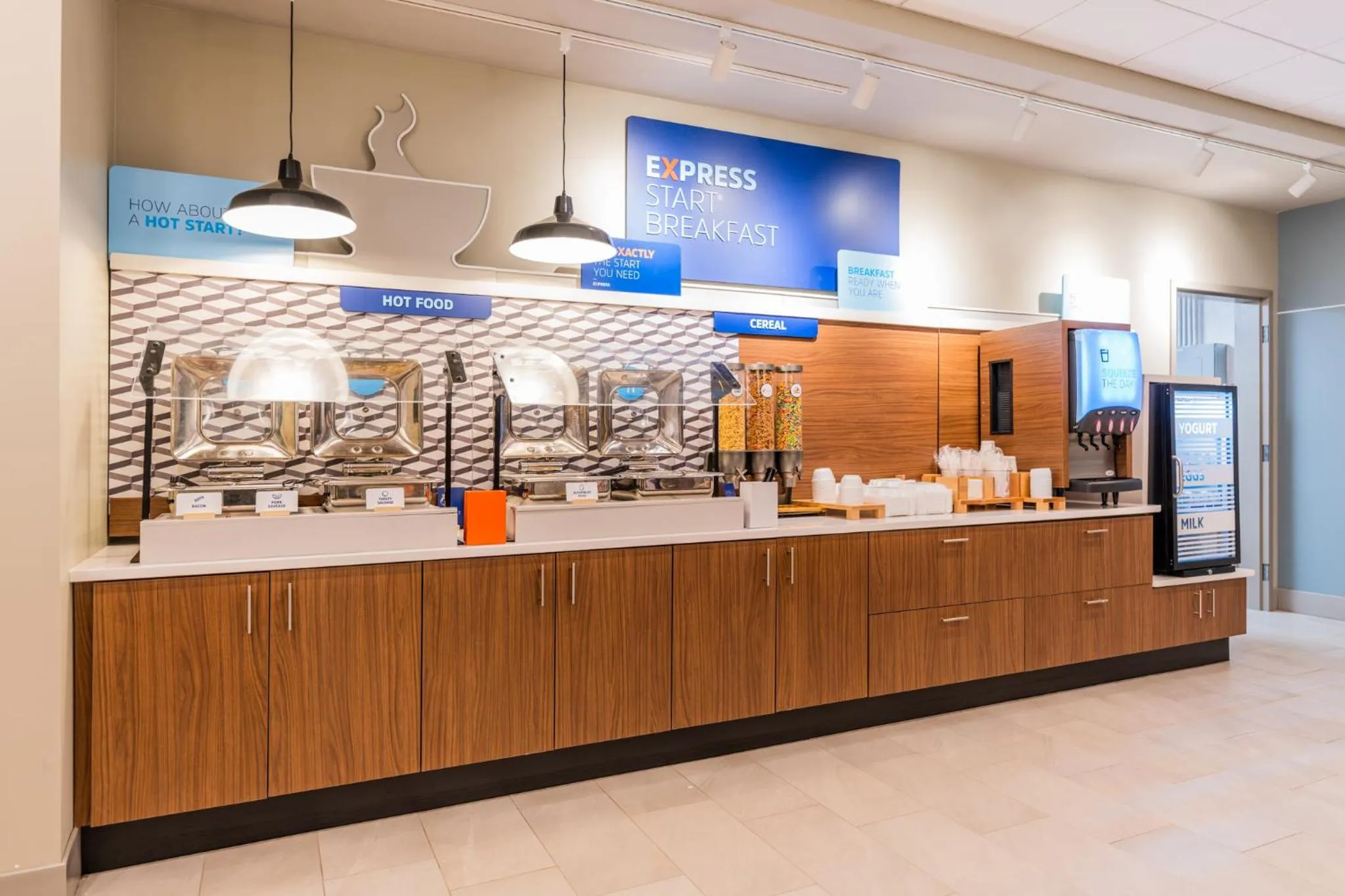 Buffet breakfast in Holiday Inn Express & Suites Charlottesville by IHG