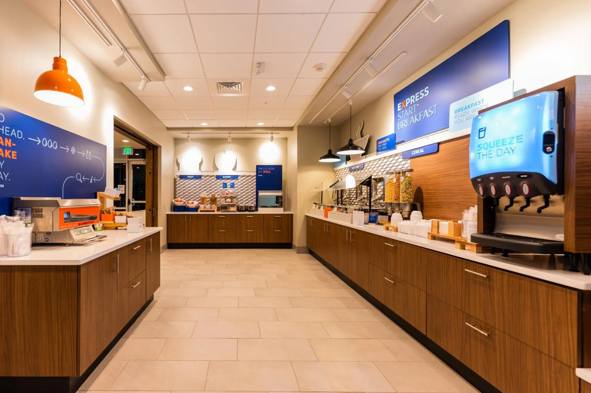 Buffet breakfast in Holiday Inn Express & Suites Charlottesville by IHG