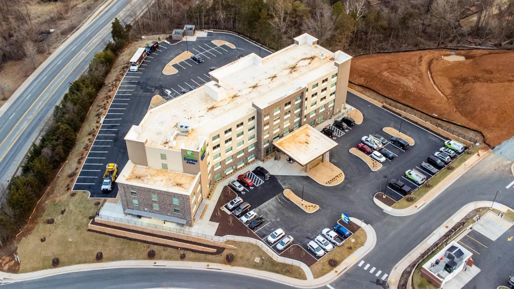 Bird's eye view in Holiday Inn Express & Suites Charlottesville by IHG