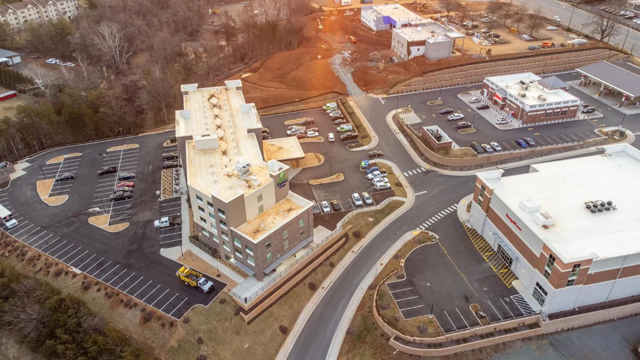 Bird's eye view in Holiday Inn Express & Suites Charlottesville by IHG