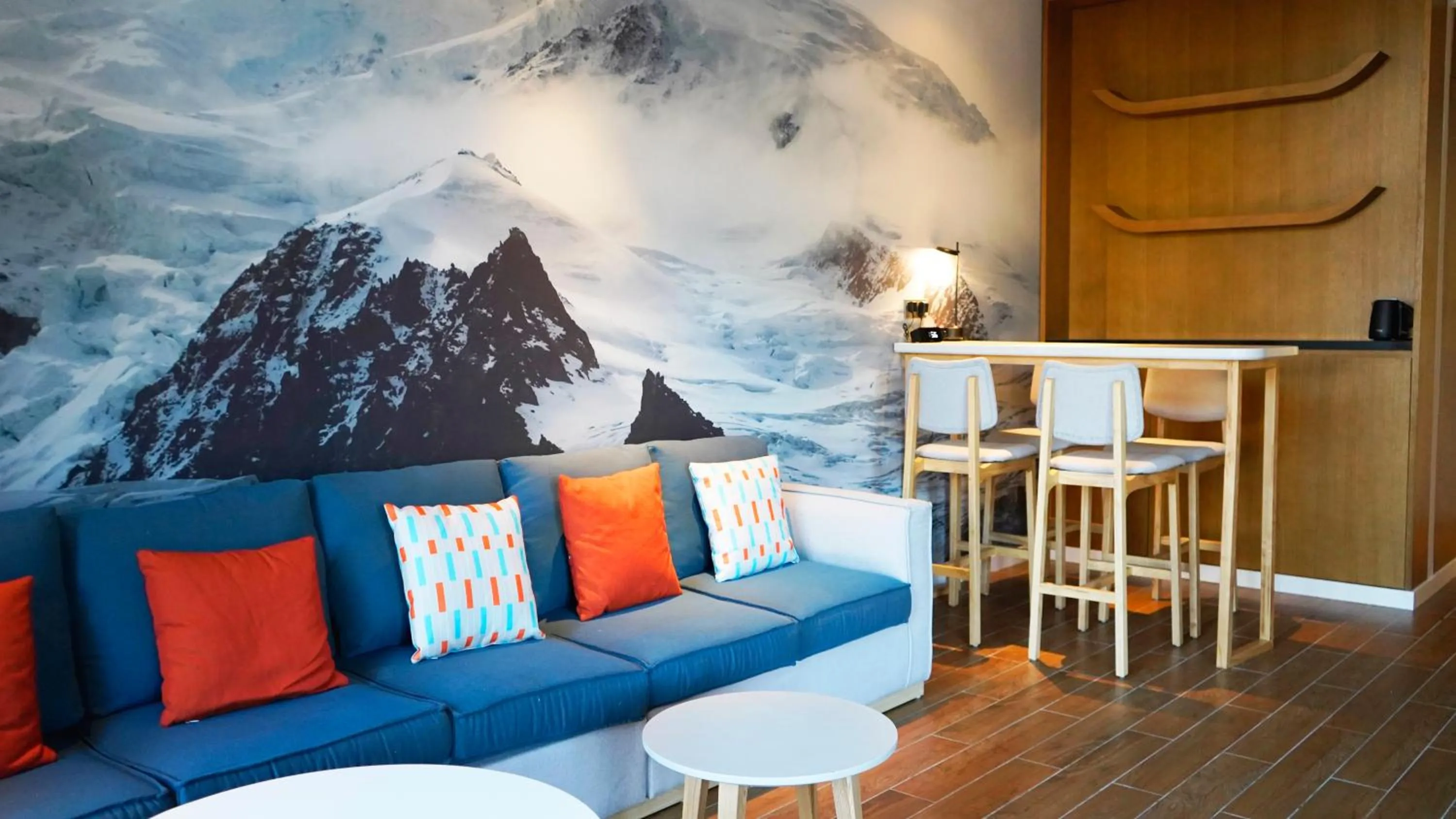 Living room in Holiday Inn Express Chongli by IHG