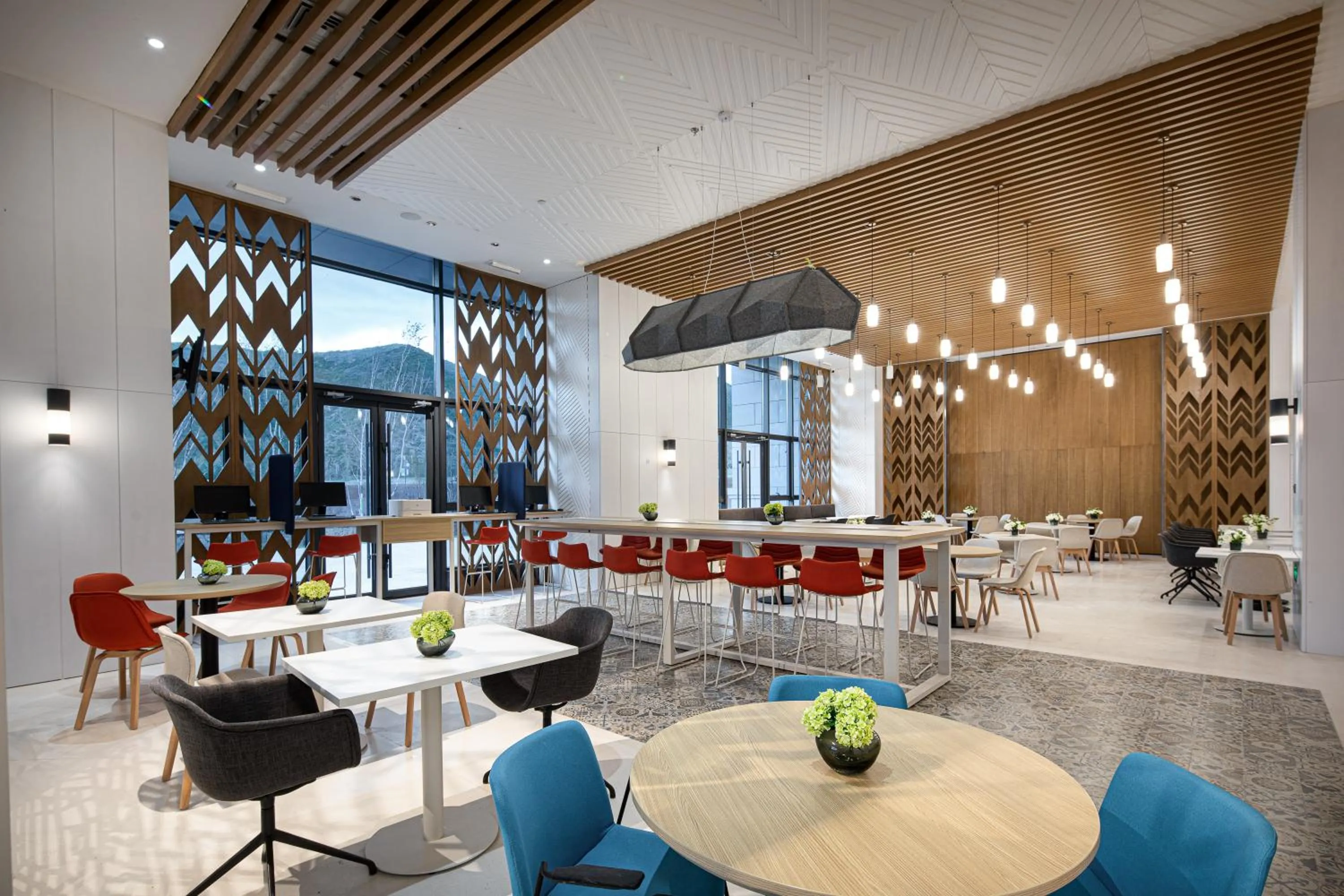 Restaurant/places to eat in Holiday Inn Express Chongli by IHG