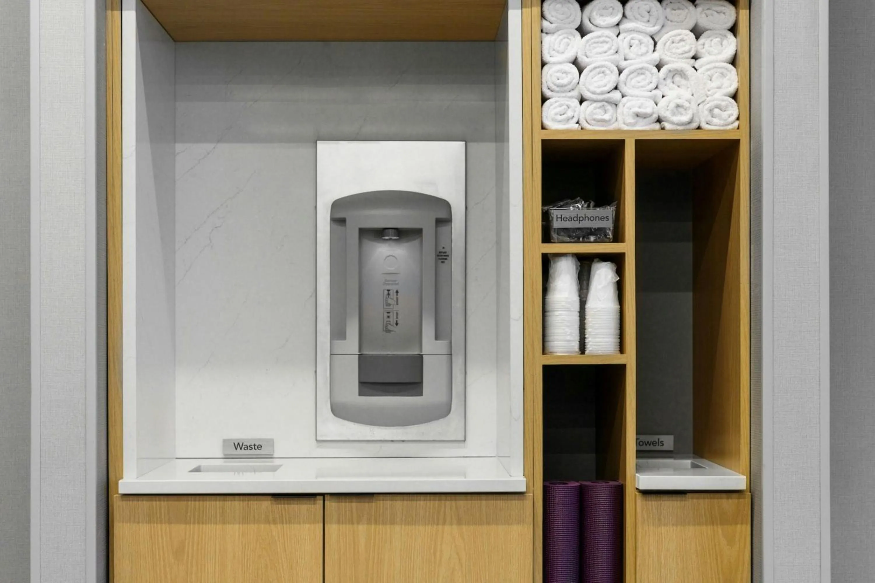 Fitness centre/facilities in Courtyard by Marriott Indianapolis Fishers