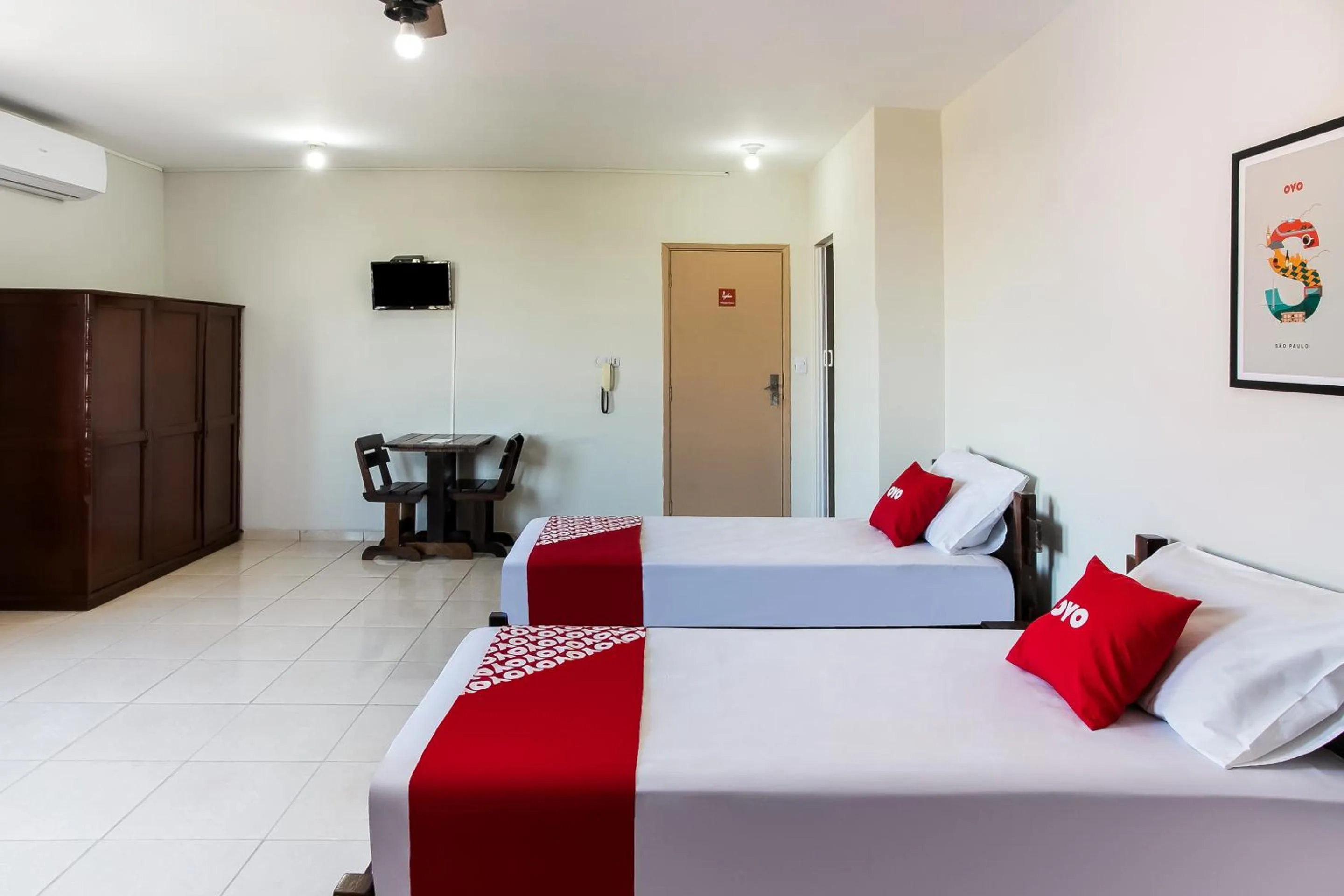 Bedroom in OYO Hotel Nobrega Aeroporto de Congonhas, São Paulo