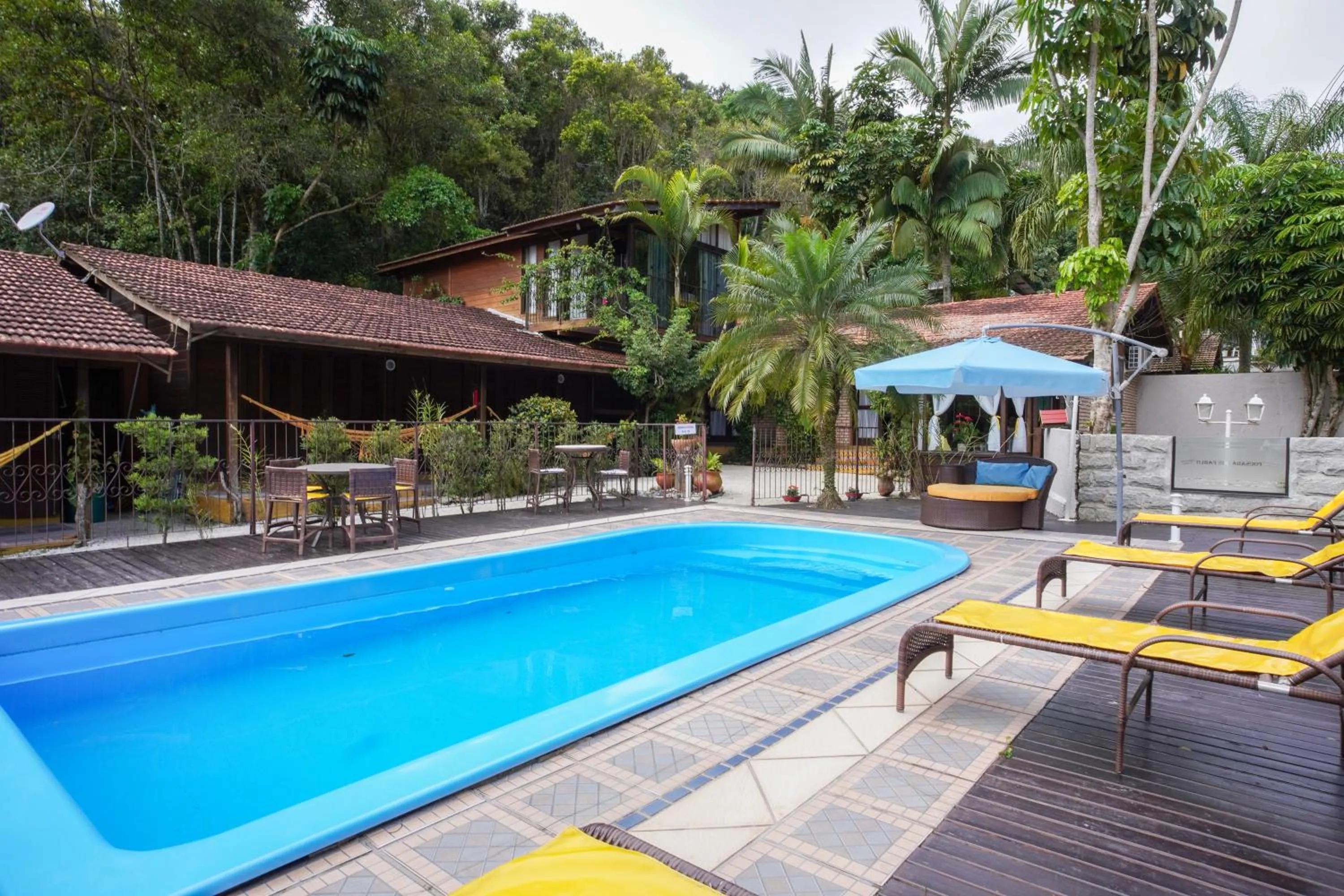 Pool view in Pousada Don Pablo